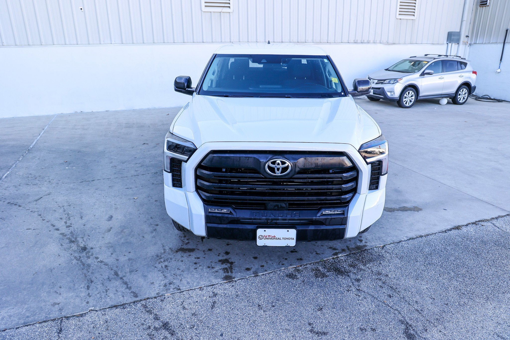 2024 Toyota TUNDRA 4X2 SR5