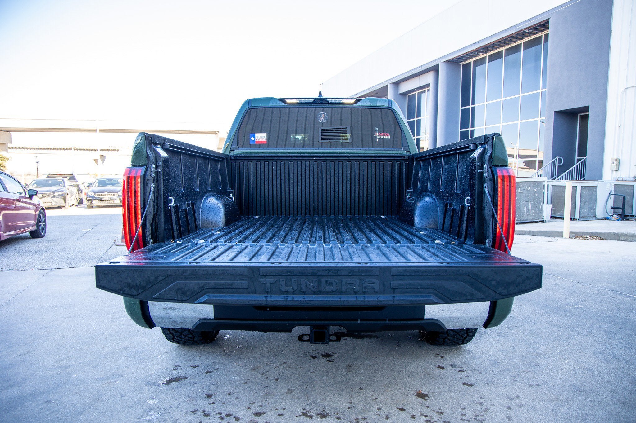 2022 Toyota TUNDRA 4X2 SR5