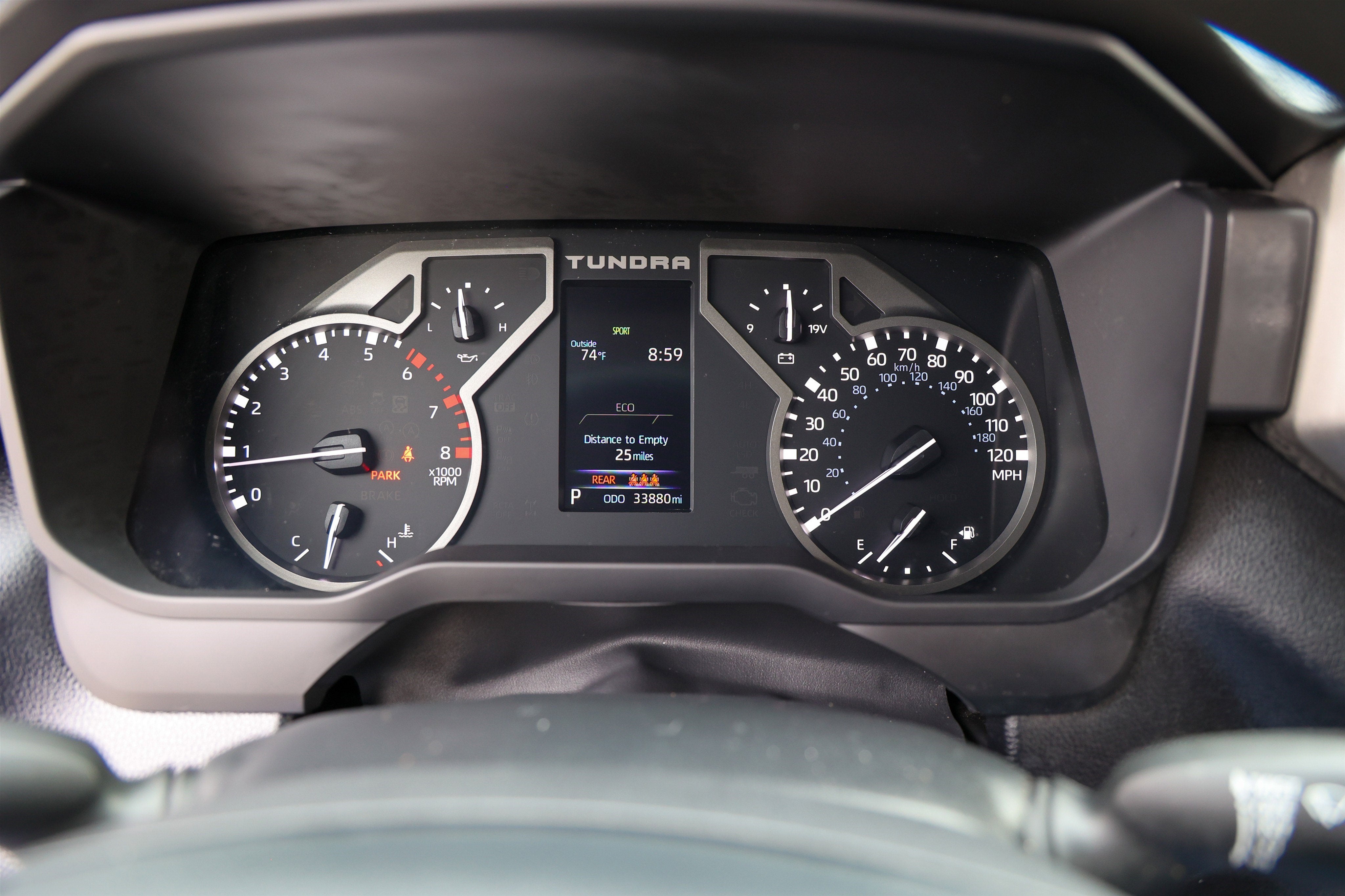 2024 Toyota TUNDRA 4X2 SR5