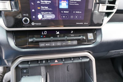 2024 Toyota TUNDRA 4X2 SR5