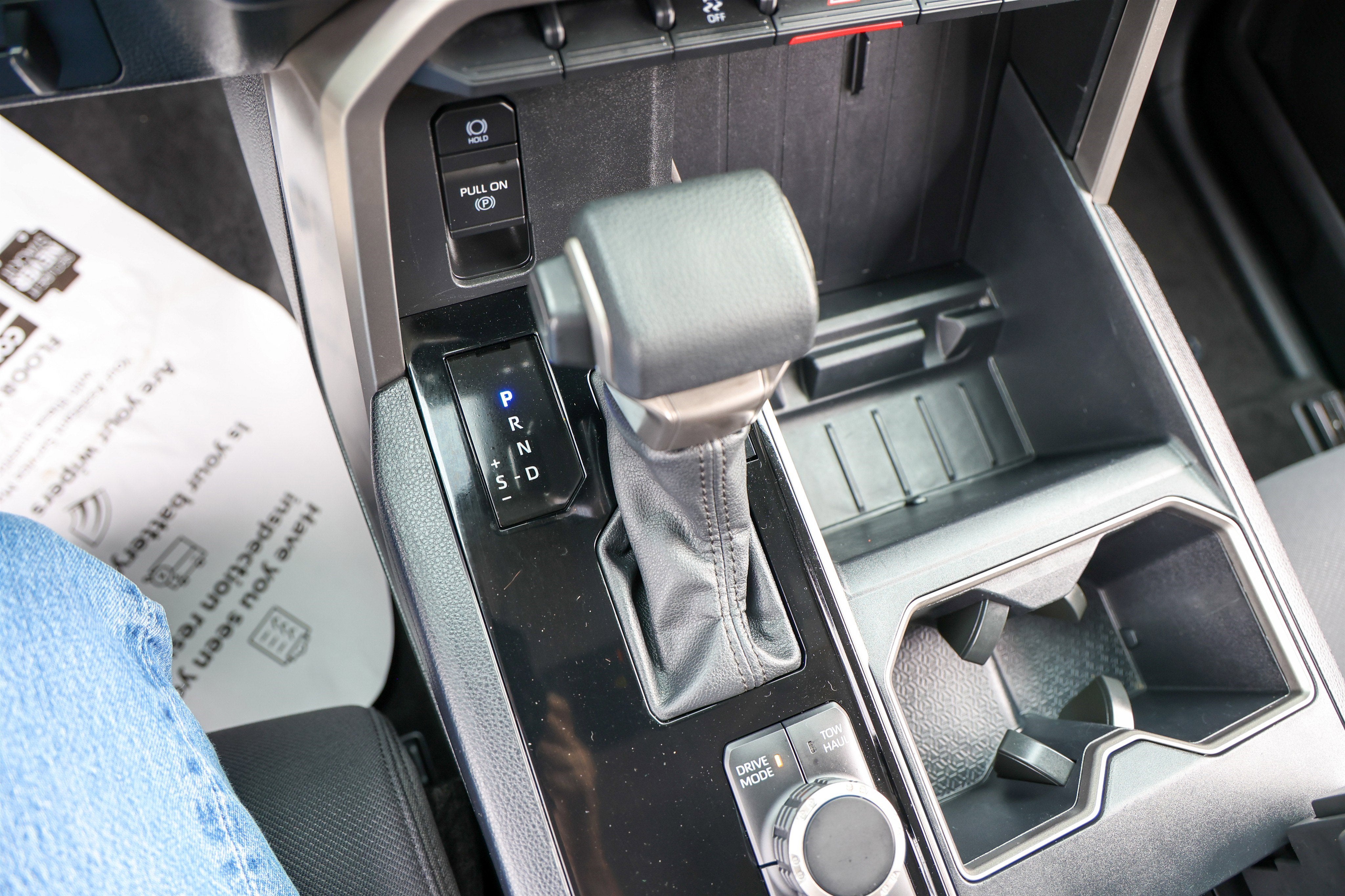 2024 Toyota TUNDRA 4X2 SR5