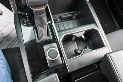 2024 Toyota TUNDRA 4X2 SR5