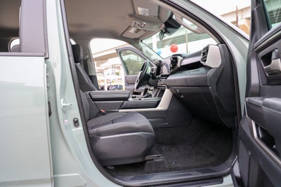 2024 Toyota TUNDRA 4X2 SR5