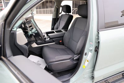 2024 Toyota TUNDRA 4X2 SR5