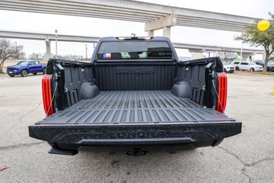 2024 Toyota TUNDRA 4X2 SR5