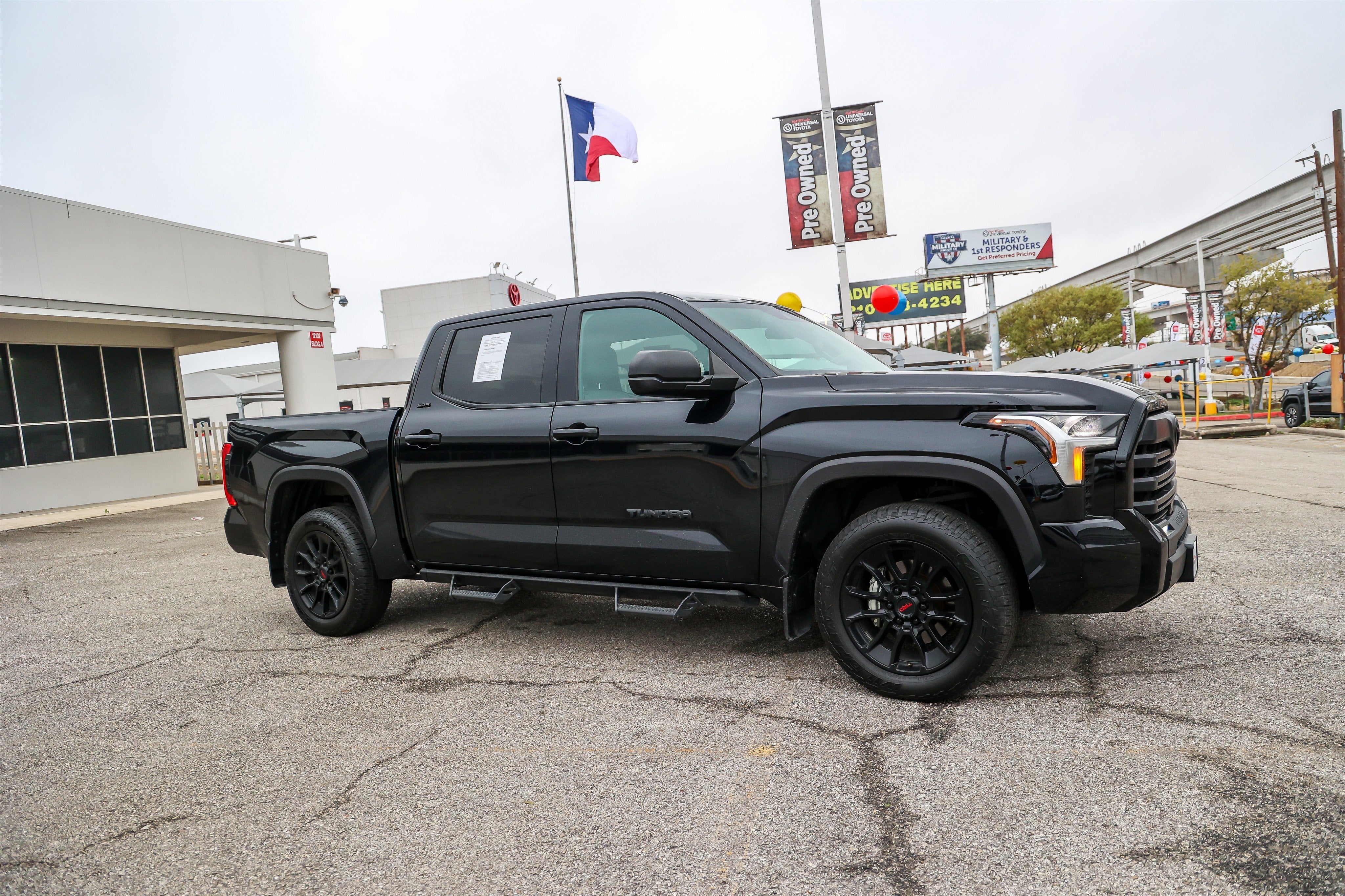 2024 Toyota TUNDRA 4X2 SR5