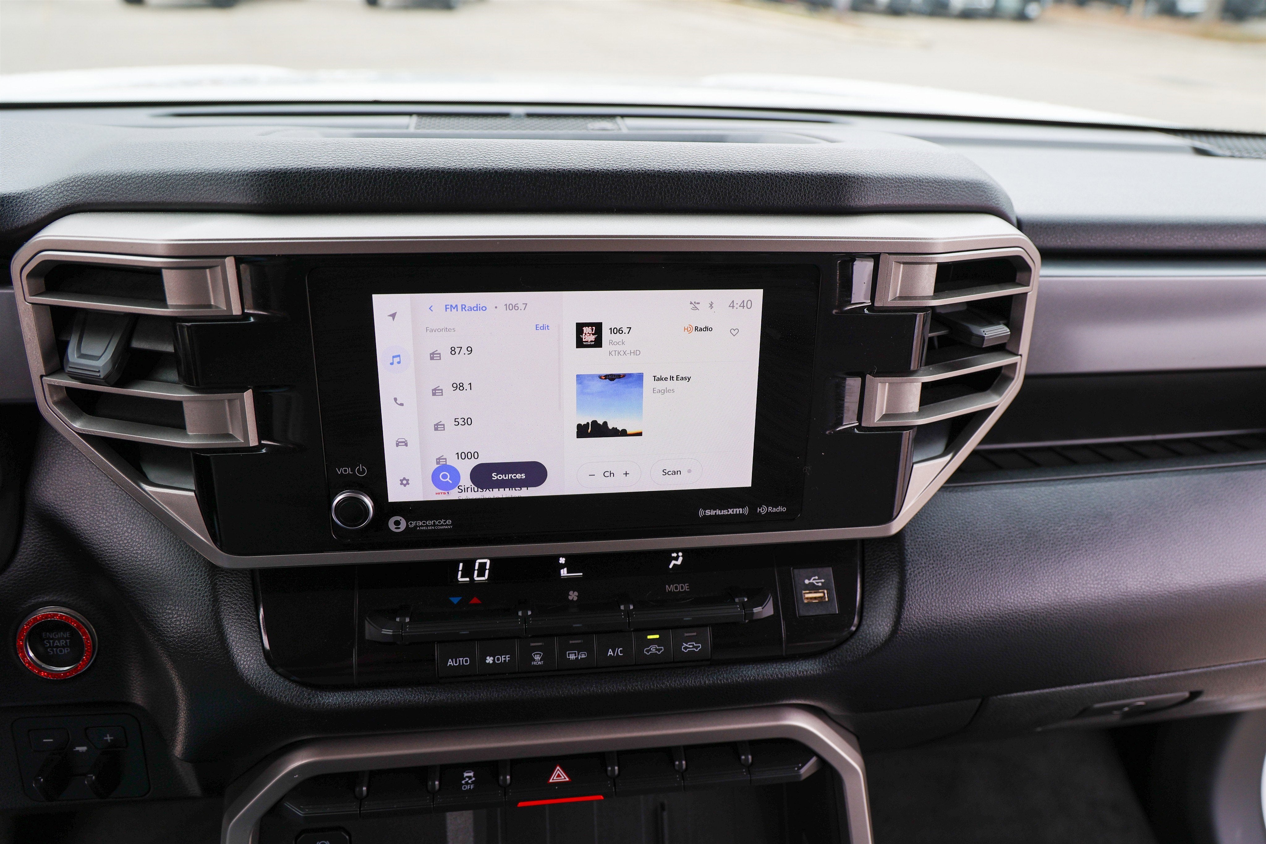 2023 Toyota TUNDRA 4X2 SR5