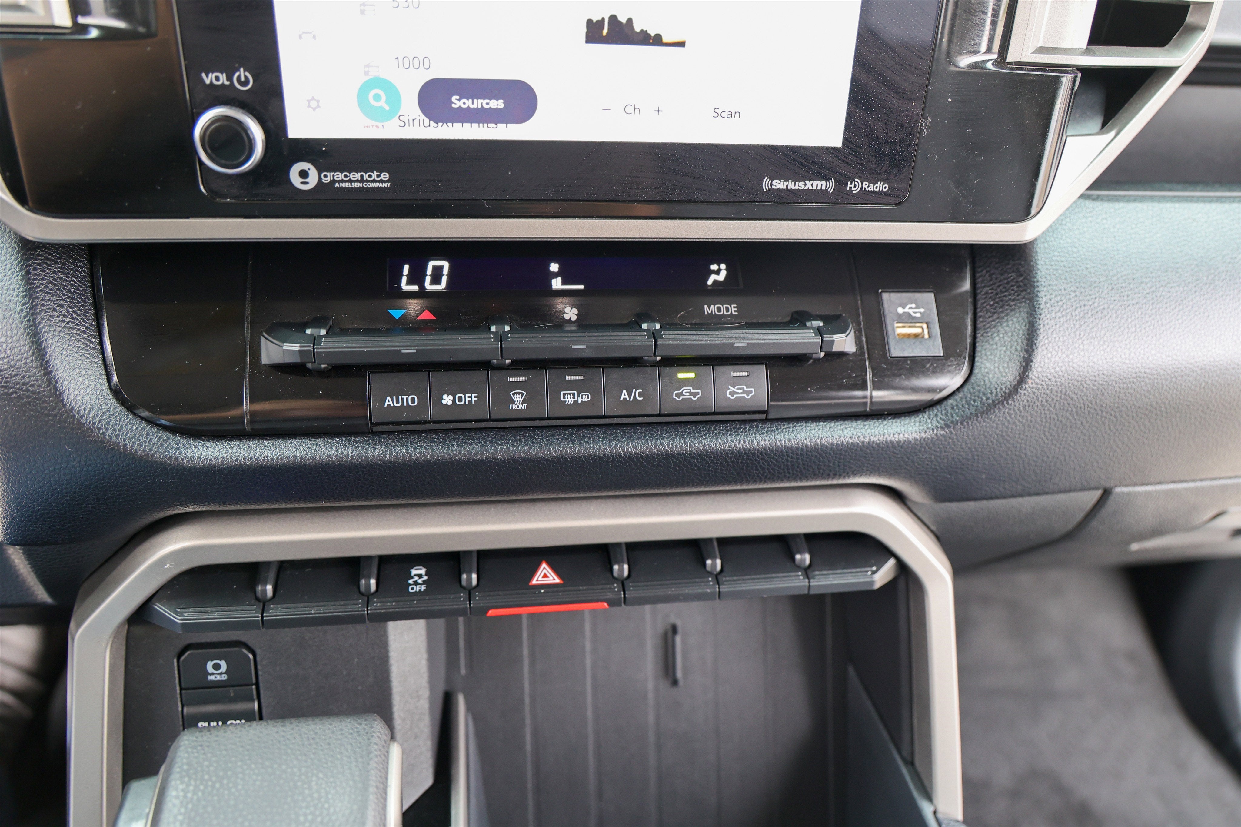 2023 Toyota TUNDRA 4X2 SR5