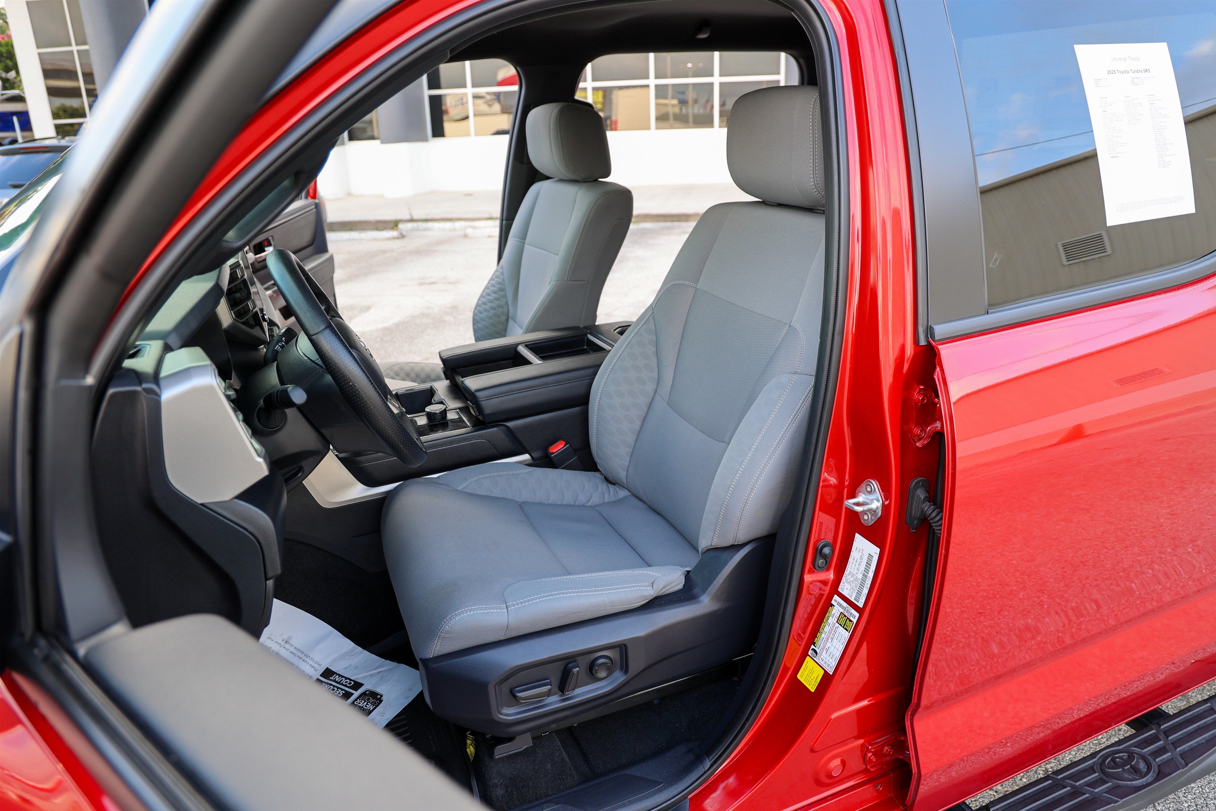 2025 Toyota Tundra SR5