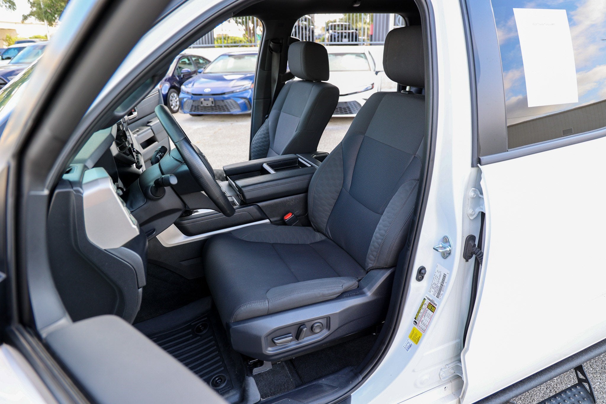 2025 Toyota Tundra SR5