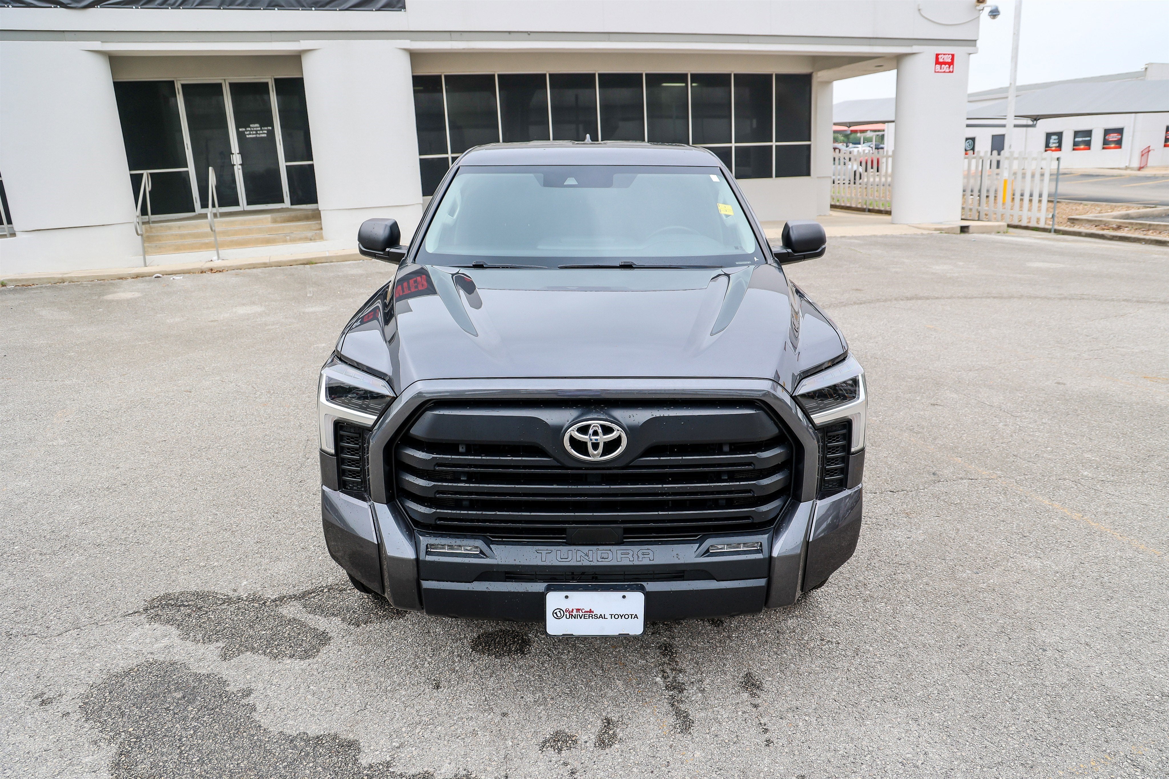 2023 Toyota TUNDRA 4X2 SR5