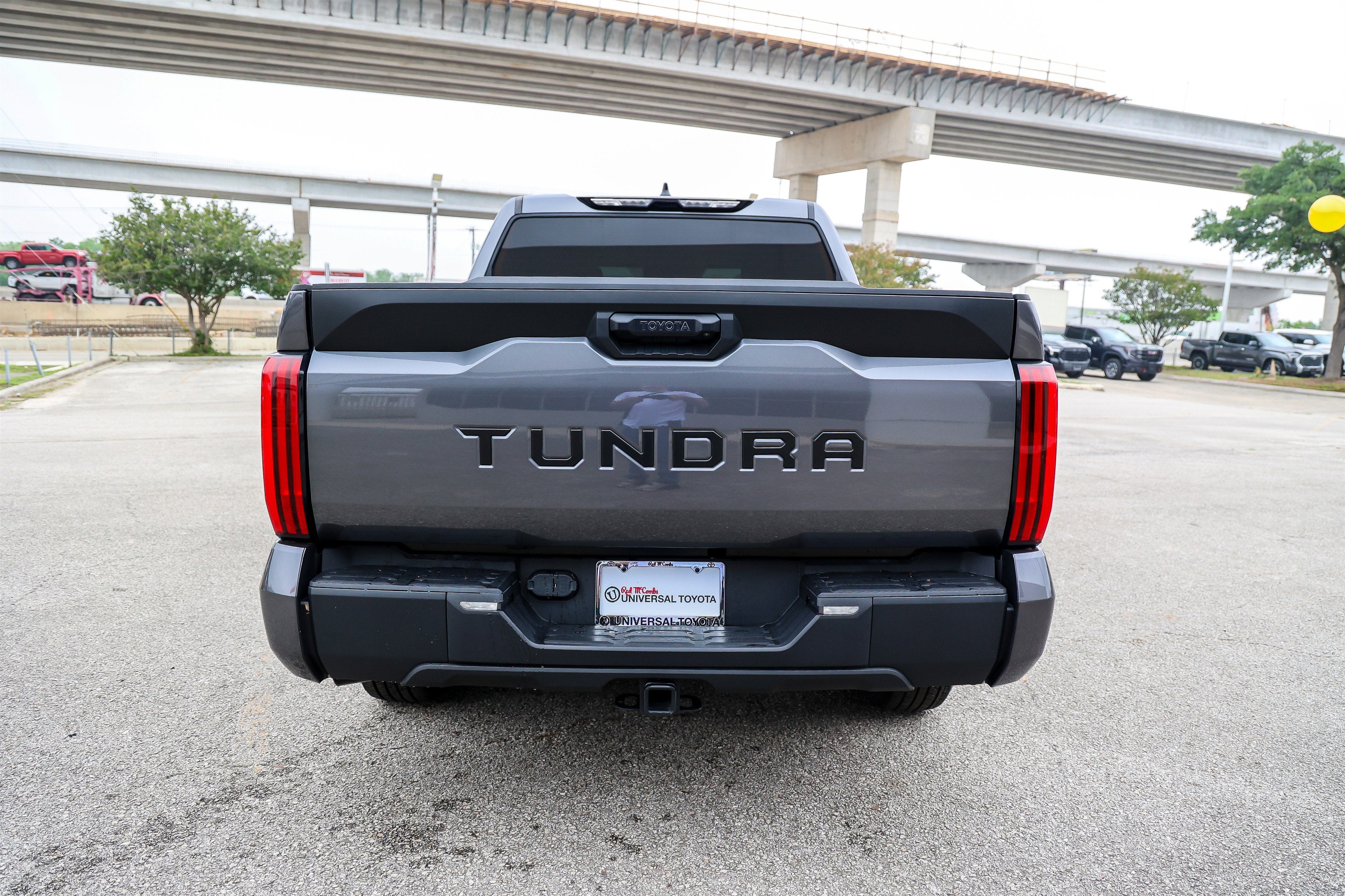 2023 Toyota TUNDRA 4X2 SR5
