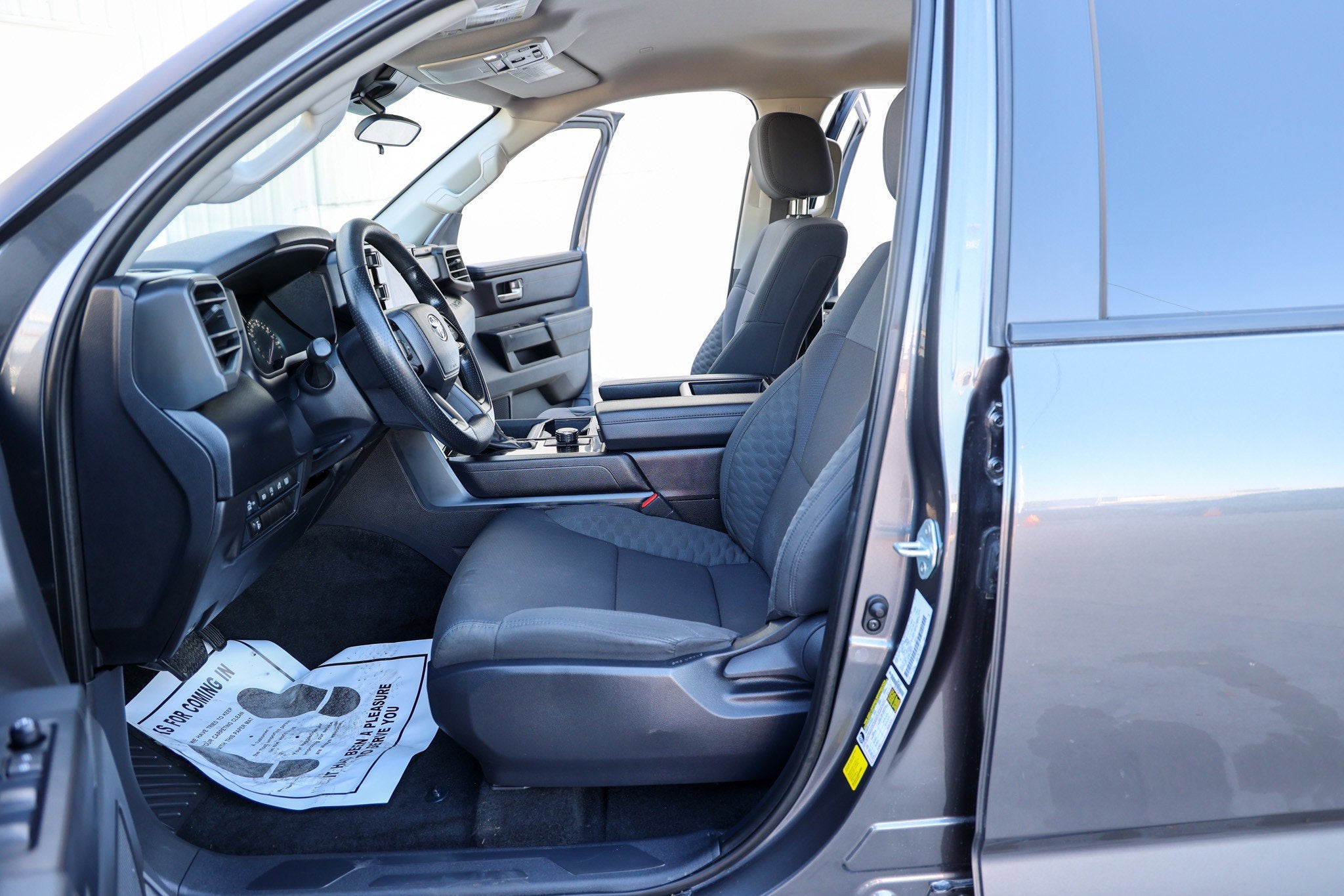 2024 Toyota TUNDRA 4X2 SR5