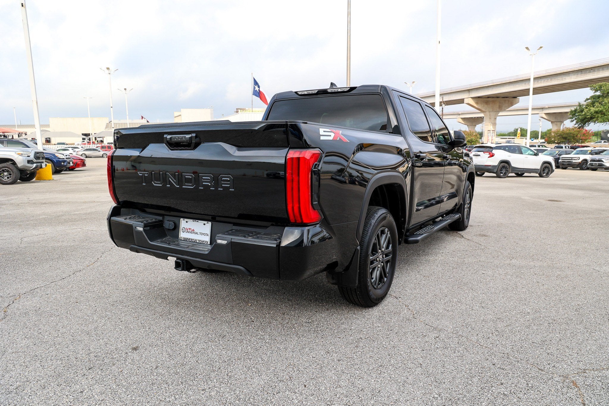 2025 Toyota Tundra SR5