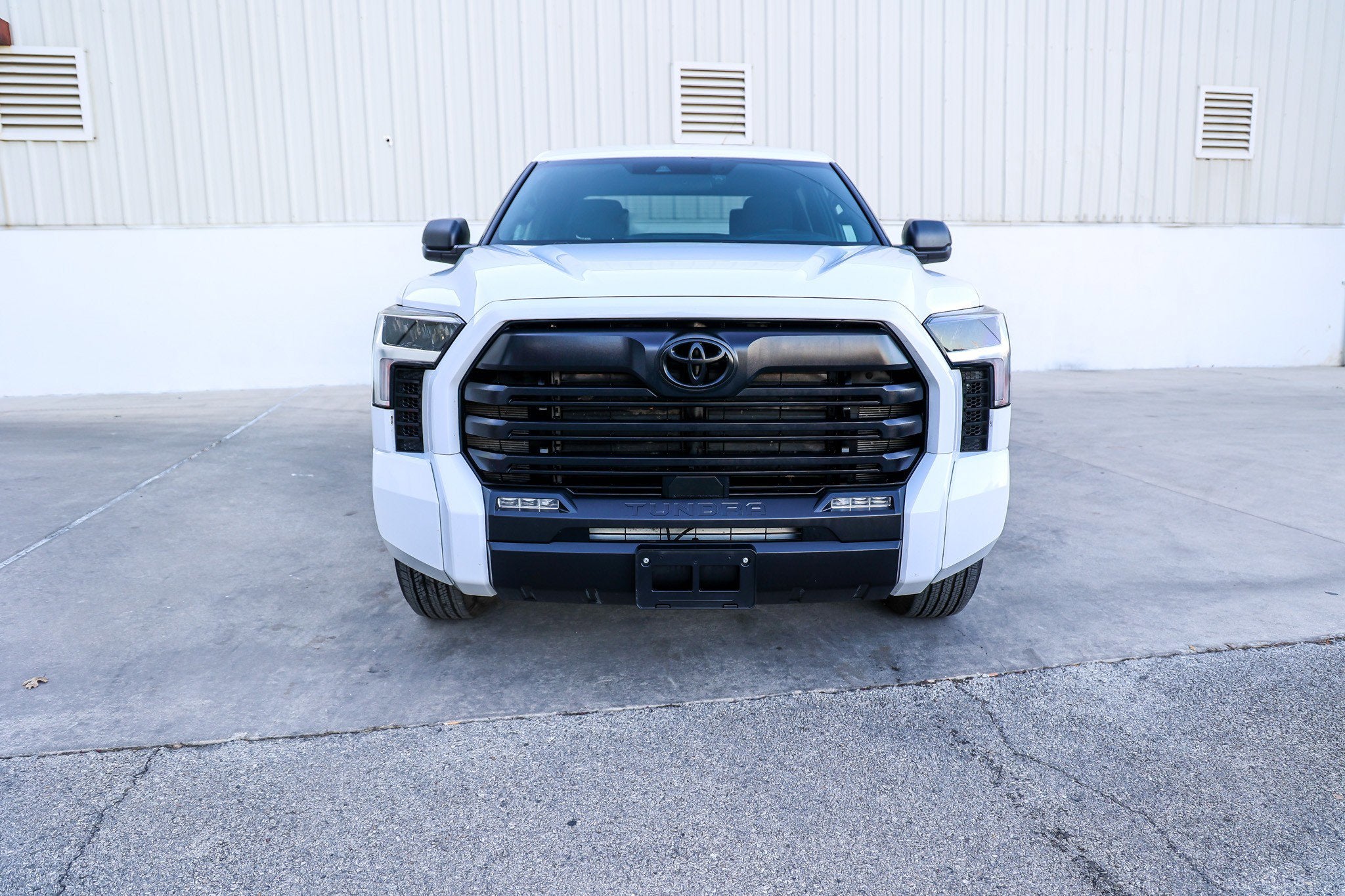 2025 Toyota TUNDRA 4X2 SR5