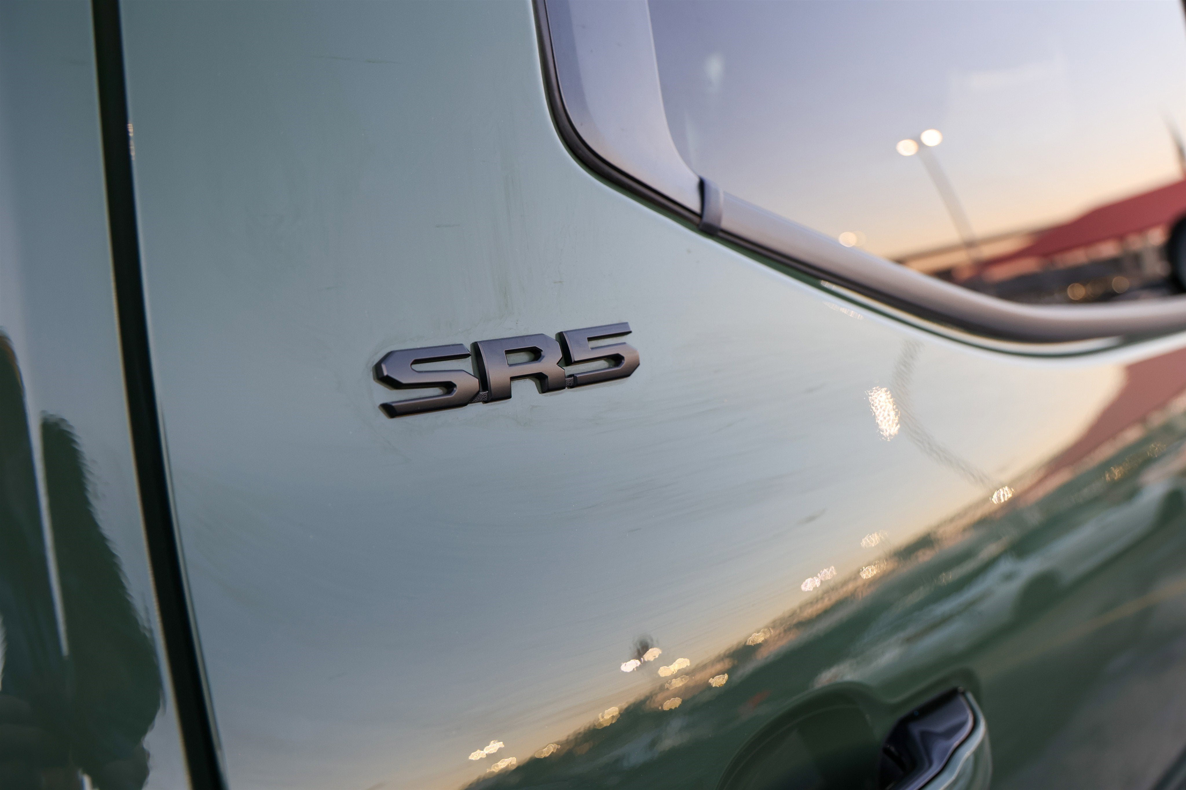 2023 Toyota TUNDRA 4X2 SR5