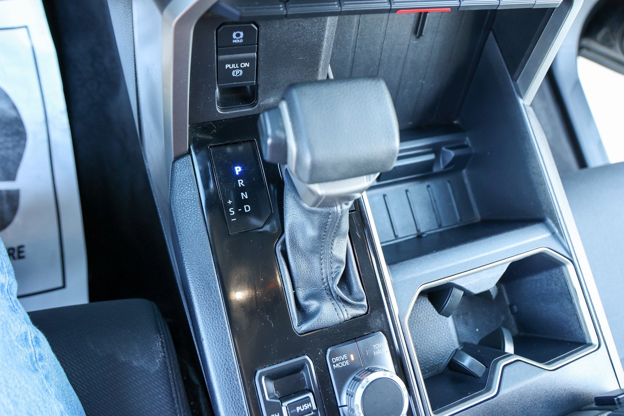 2023 Toyota TUNDRA 4X4 SR5