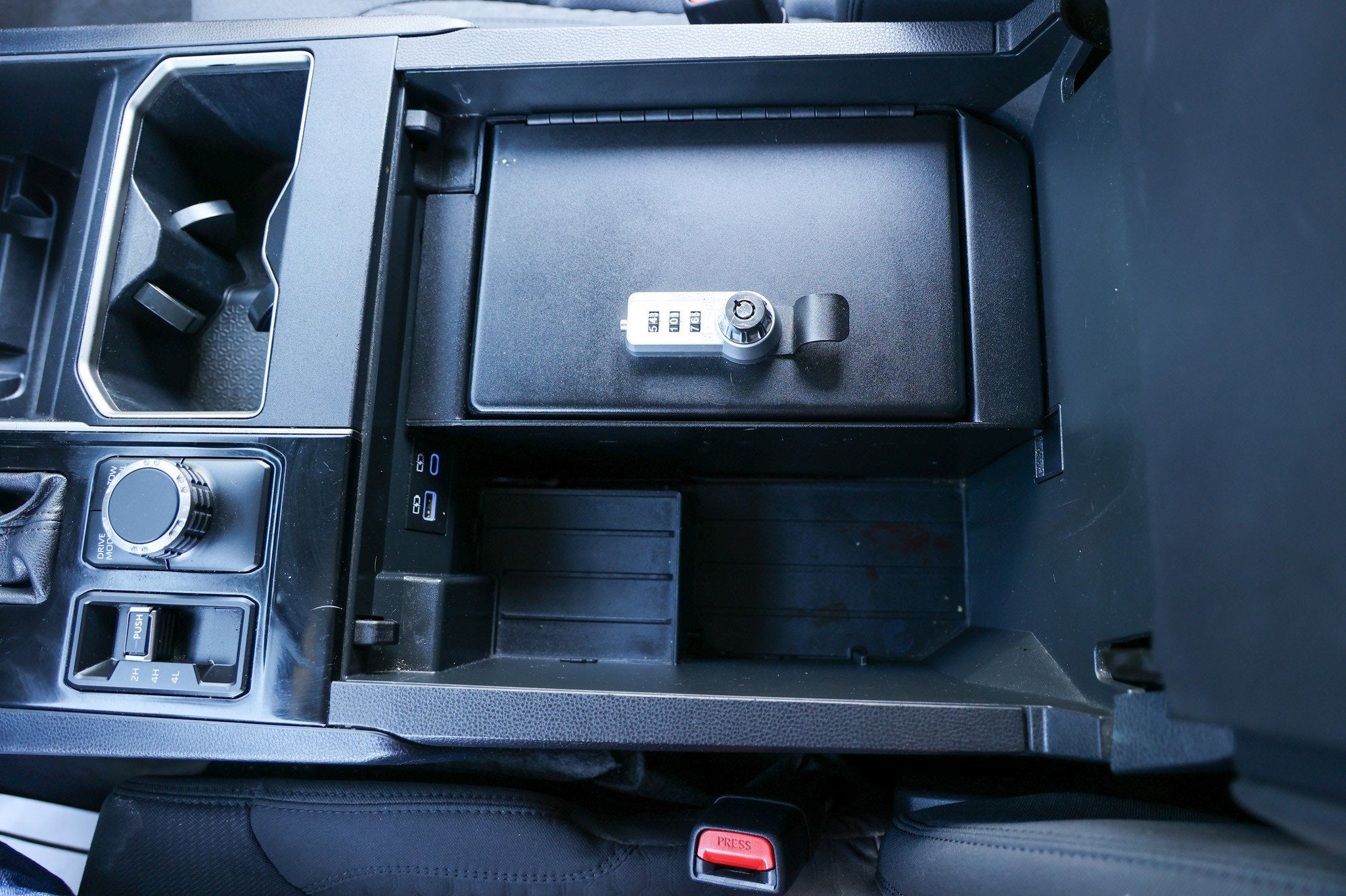 2023 Toyota TUNDRA 4X4 SR5