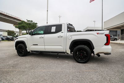 2024 Toyota TUNDRA 4X4 SR5