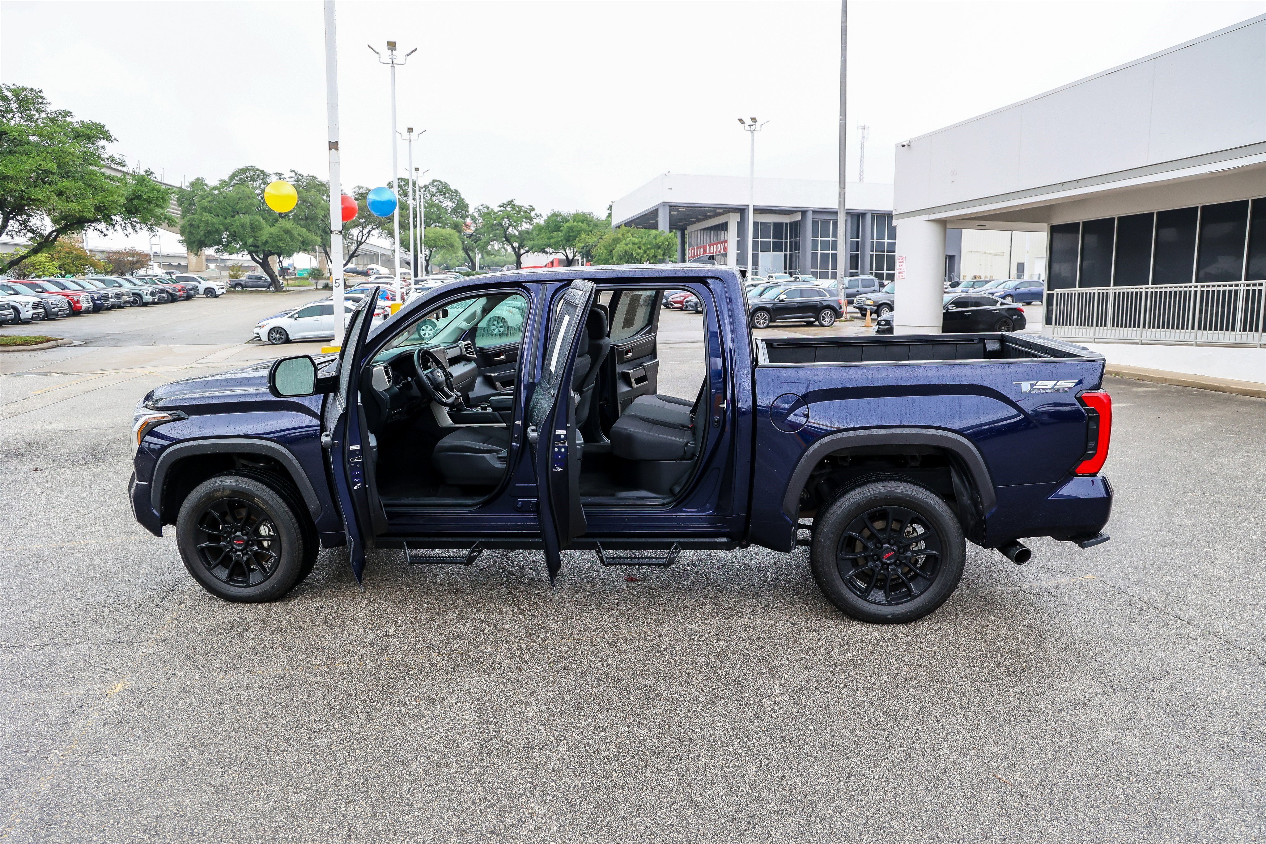 2023 Toyota TUNDRA 4X4 SR5