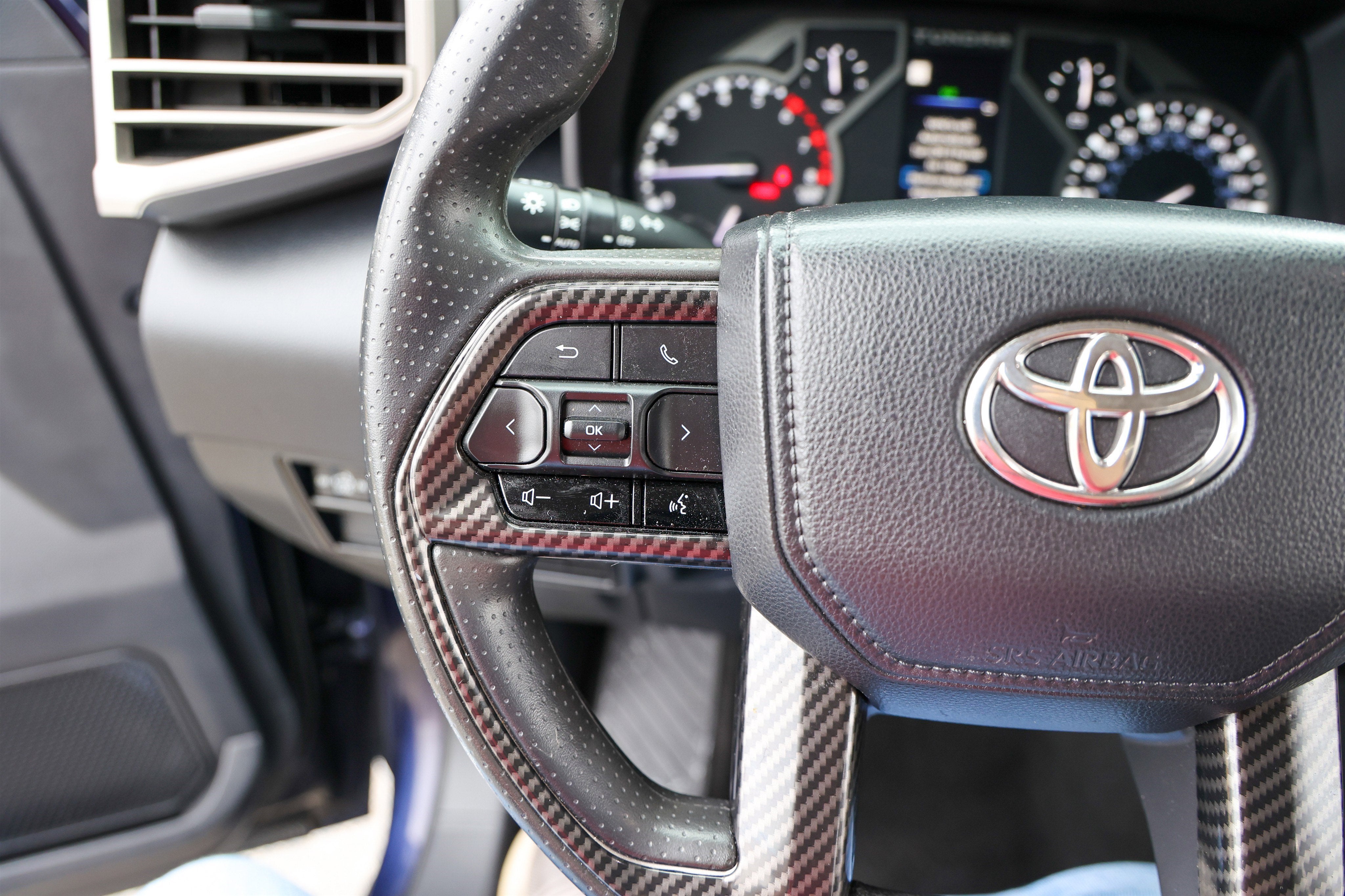 2023 Toyota TUNDRA 4X4 SR5