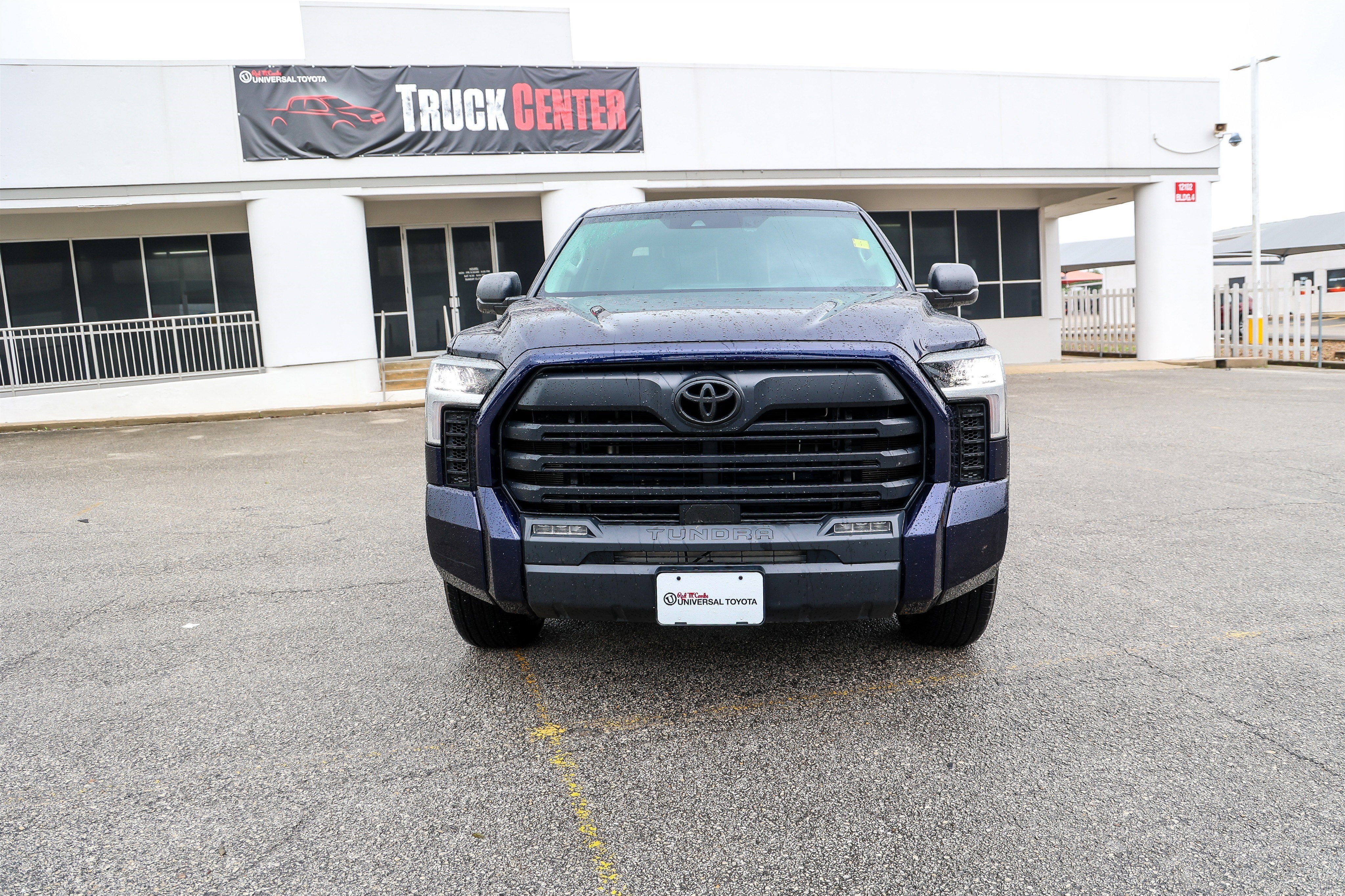 2023 Toyota TUNDRA 4X4 SR5