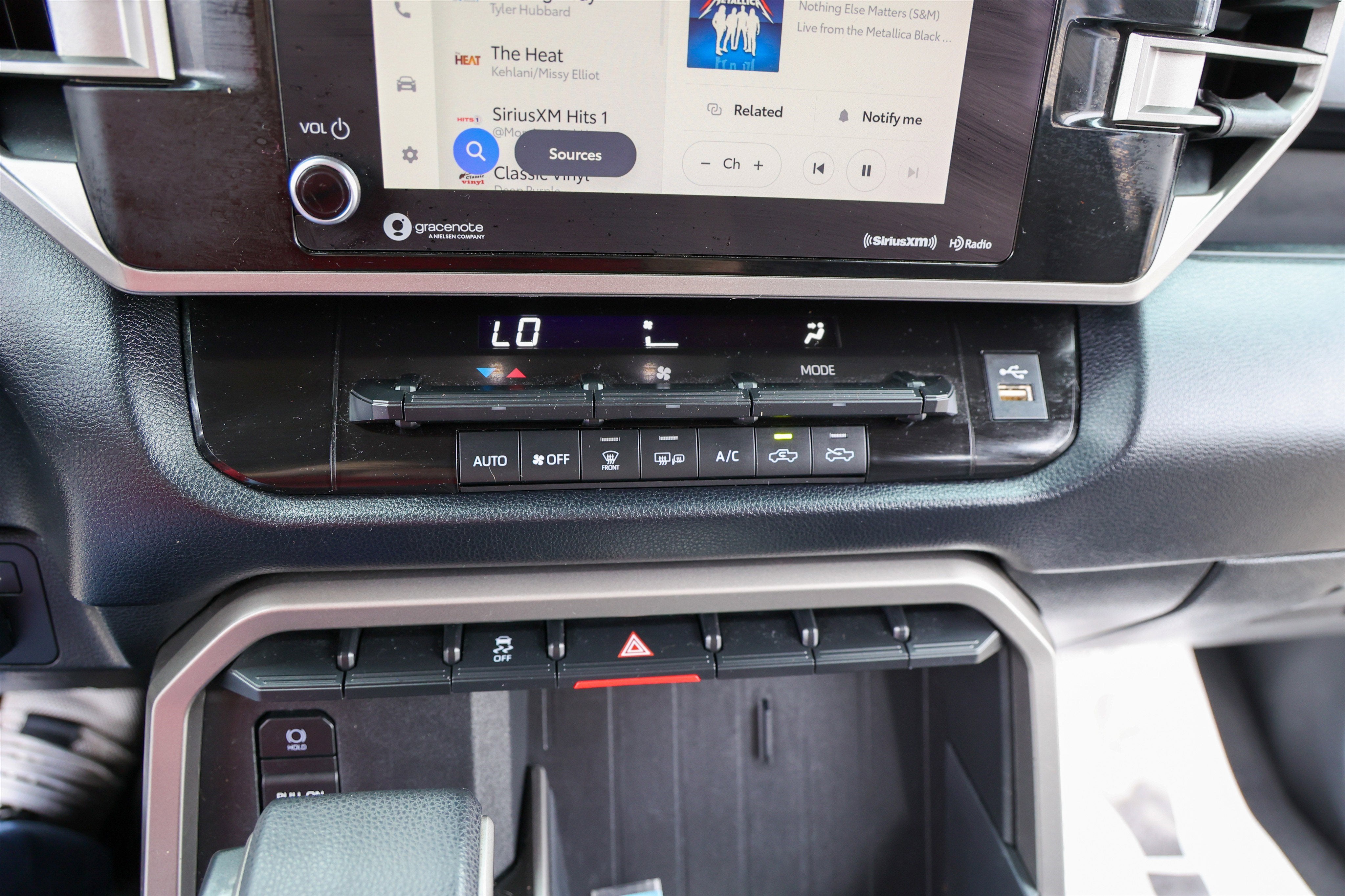 2023 Toyota TUNDRA 4X4 SR5