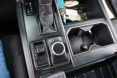 2023 Toyota TUNDRA 4X4 SR5