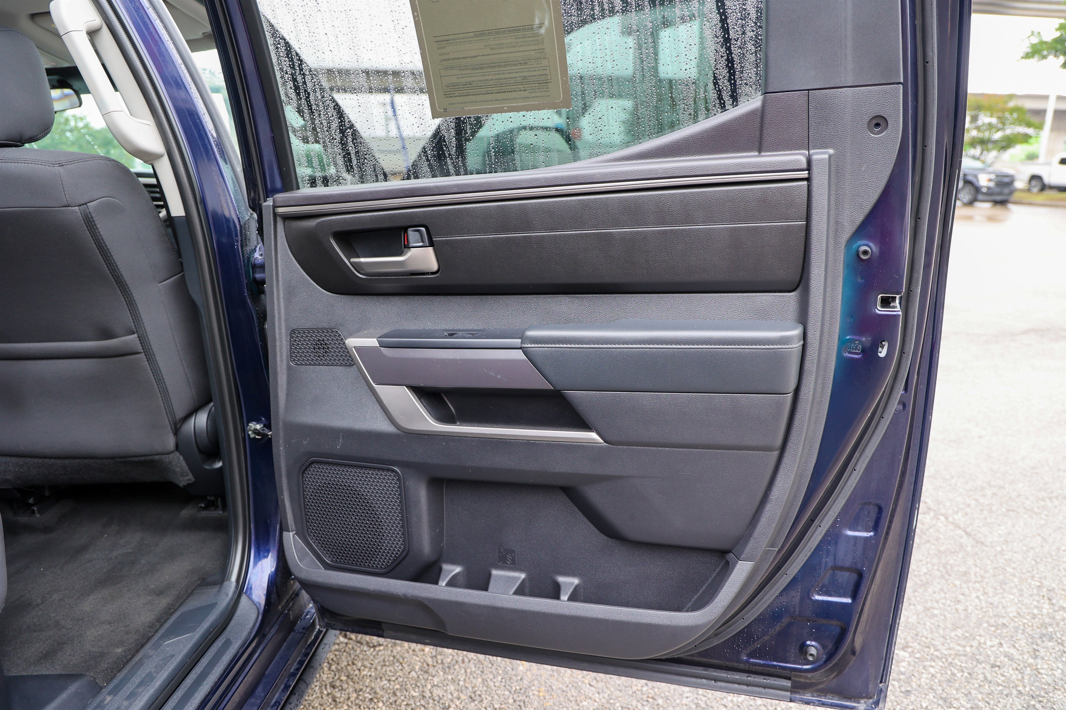 2023 Toyota TUNDRA 4X4 SR5