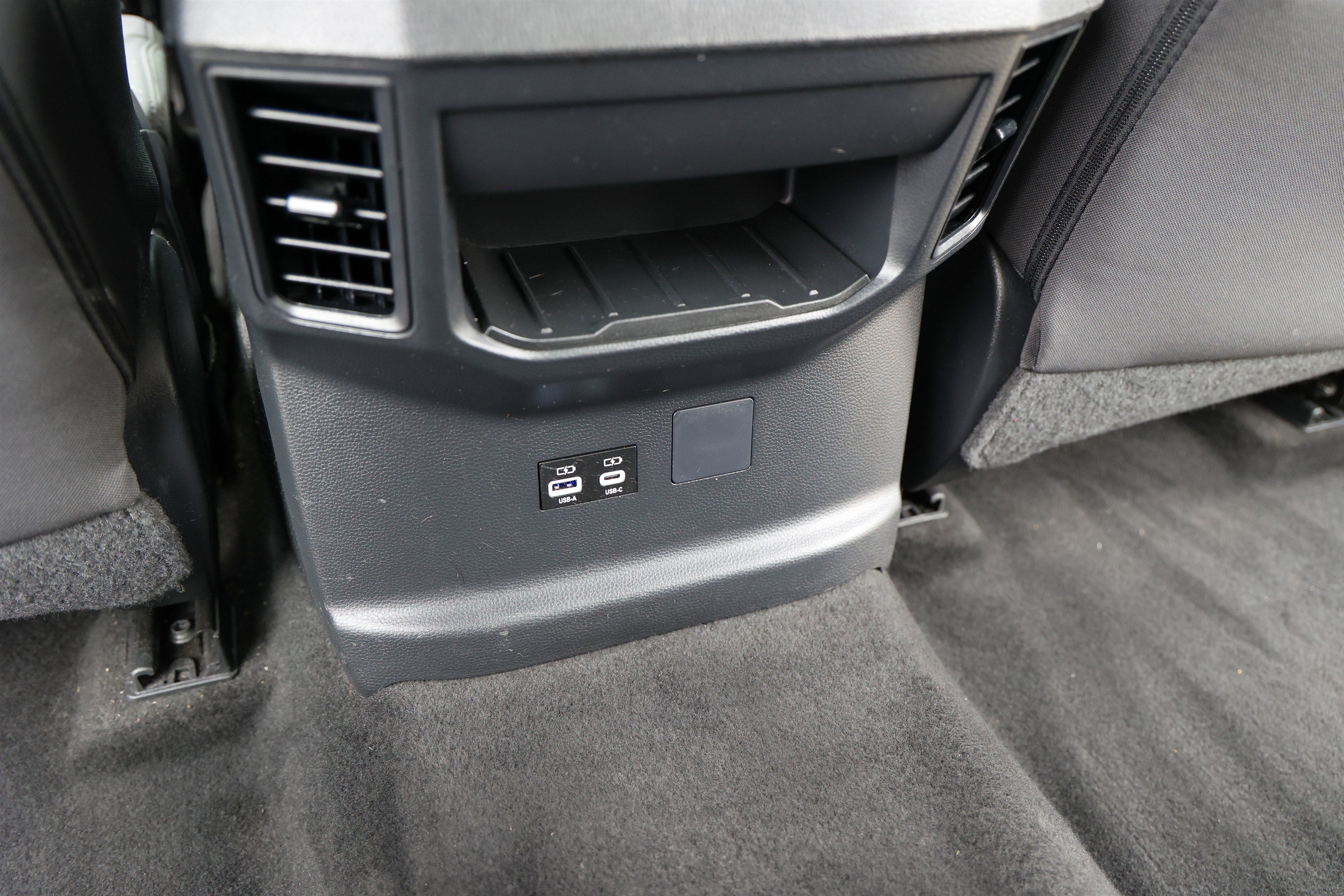 2023 Toyota TUNDRA 4X4 SR5