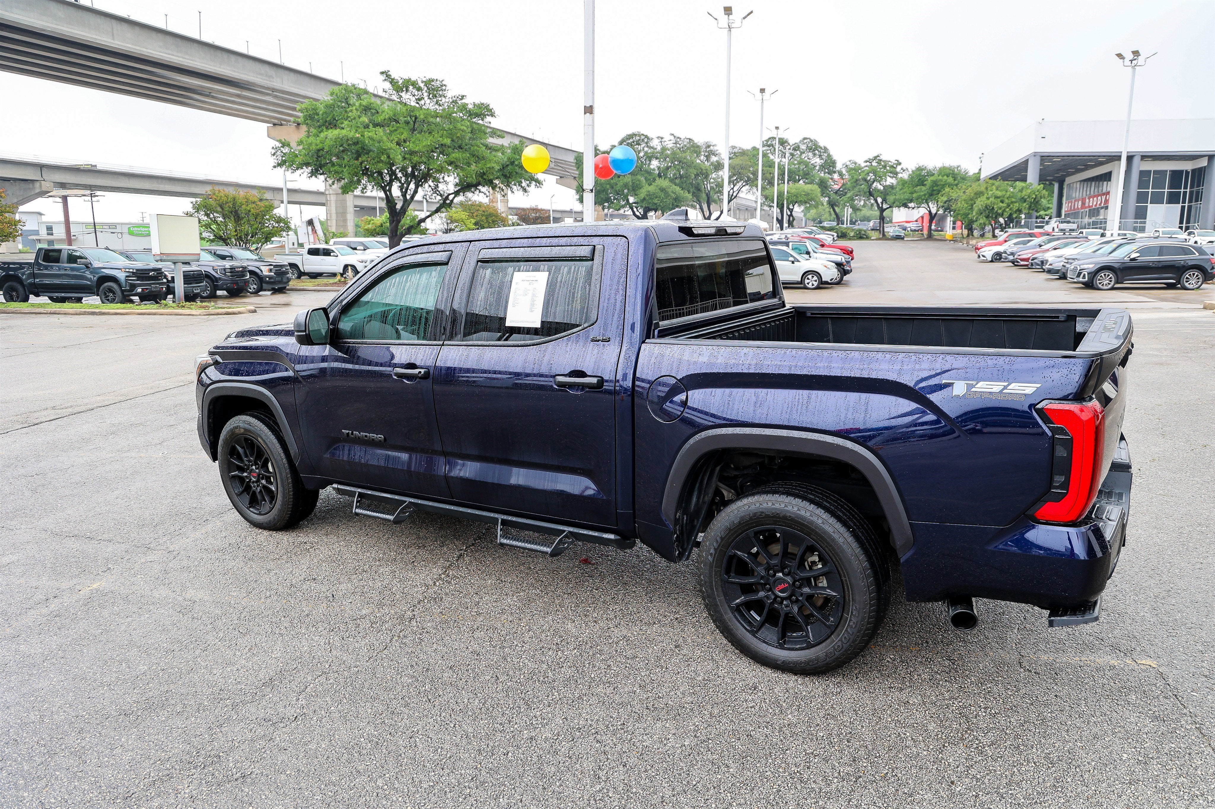 2023 Toyota TUNDRA 4X4 SR5