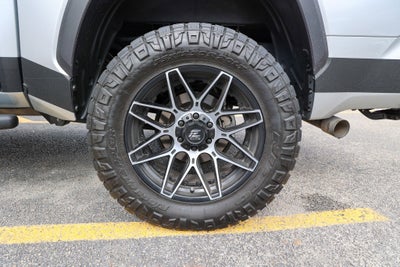 2024 Toyota Tundra 4WD SR5