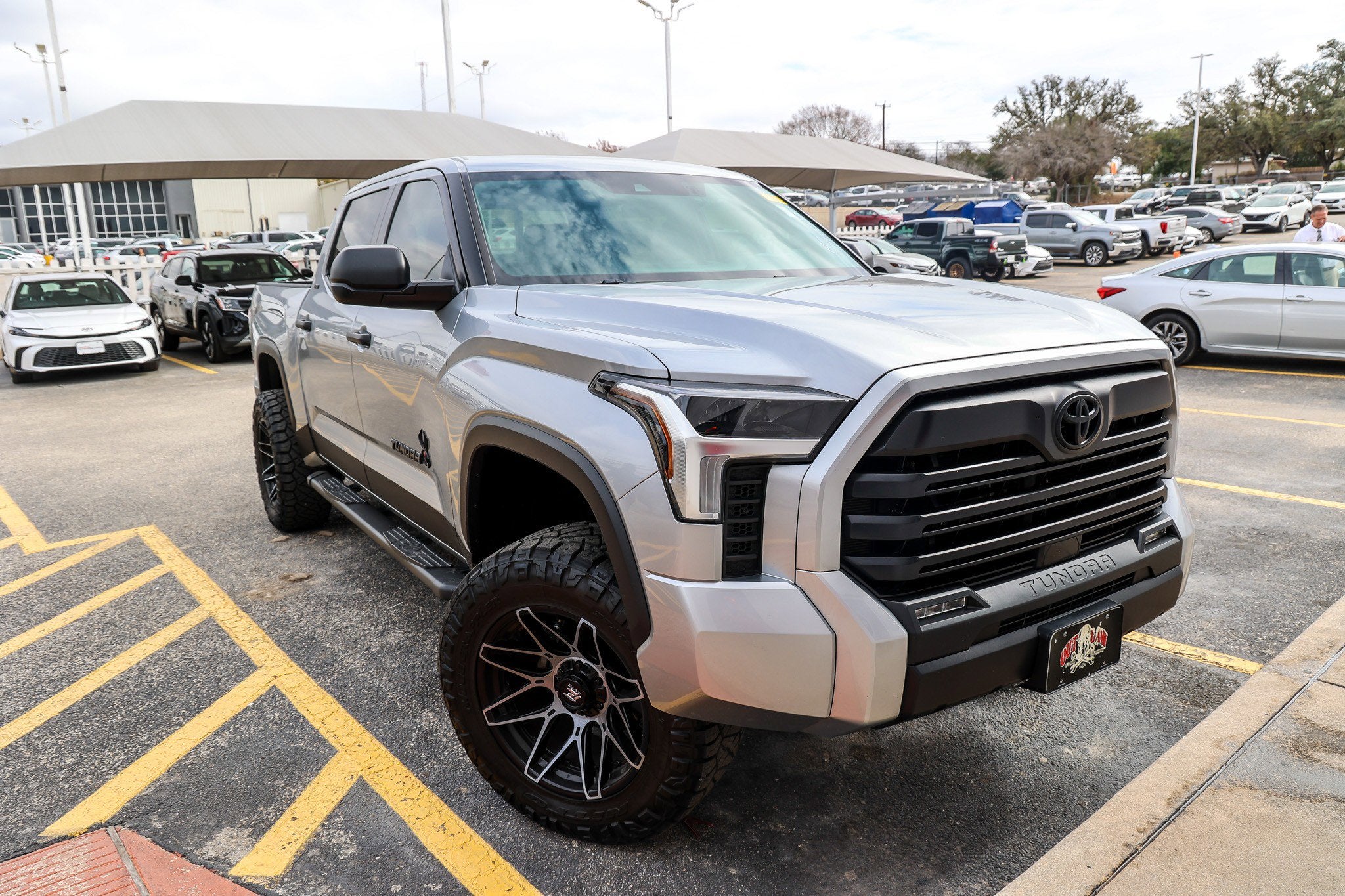 2024 Toyota Tundra 4WD SR5