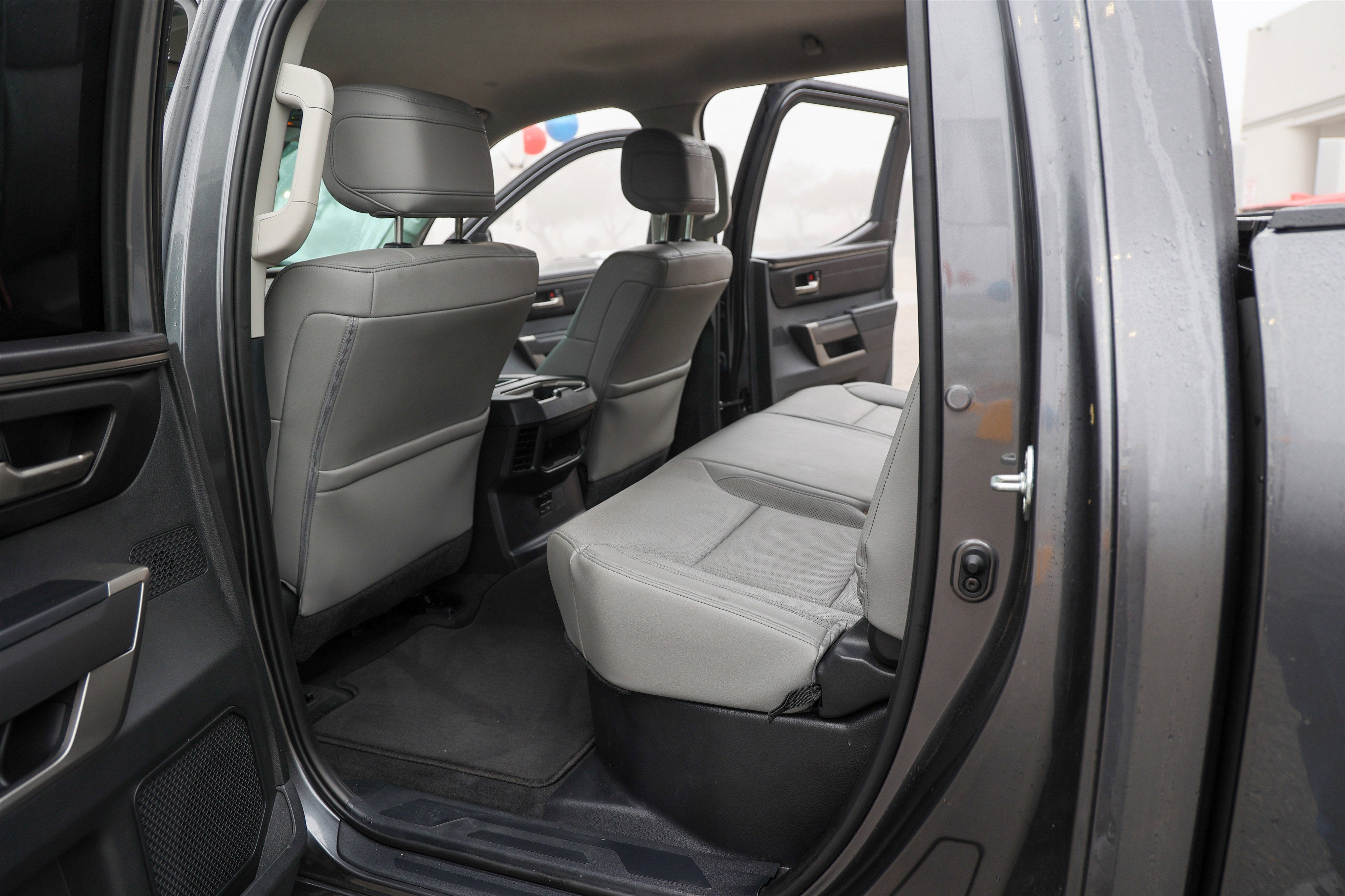 2024 Toyota TUNDRA 4X4 SR5