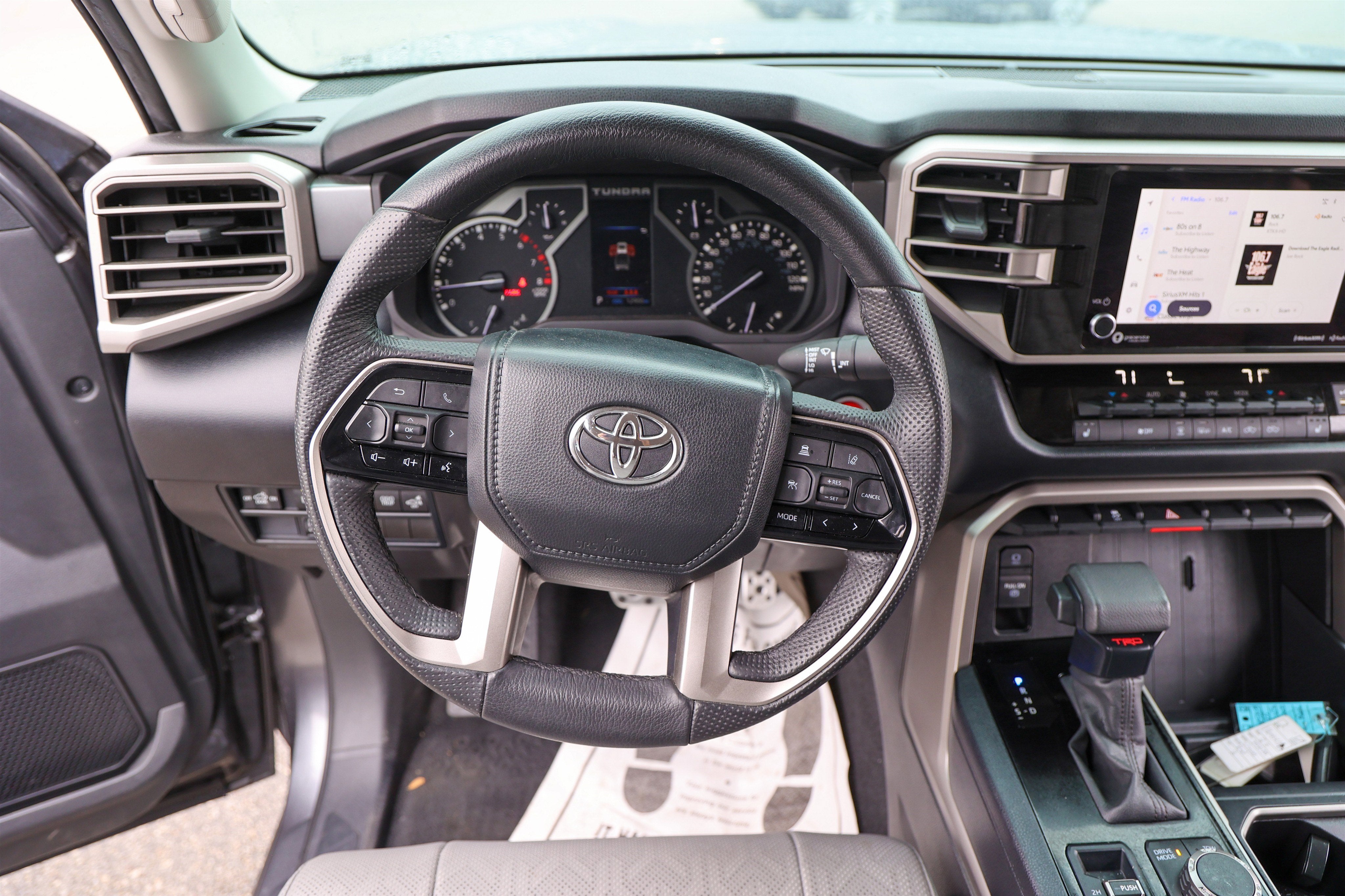 2024 Toyota TUNDRA 4X4 SR5