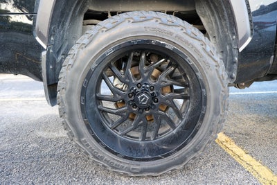 2025 Toyota TUNDRA 4X4 SR5