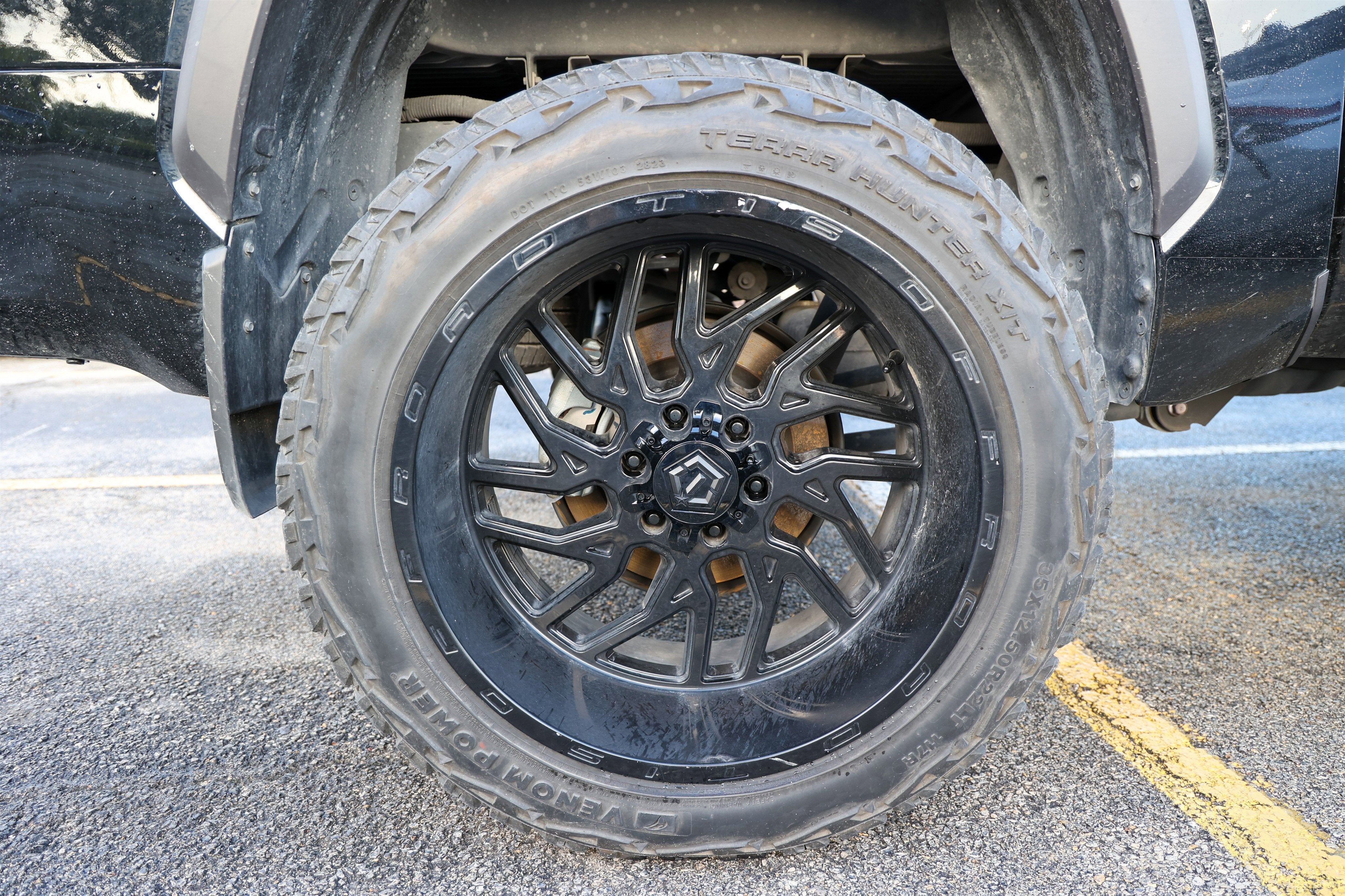 2025 Toyota TUNDRA 4X4 SR5