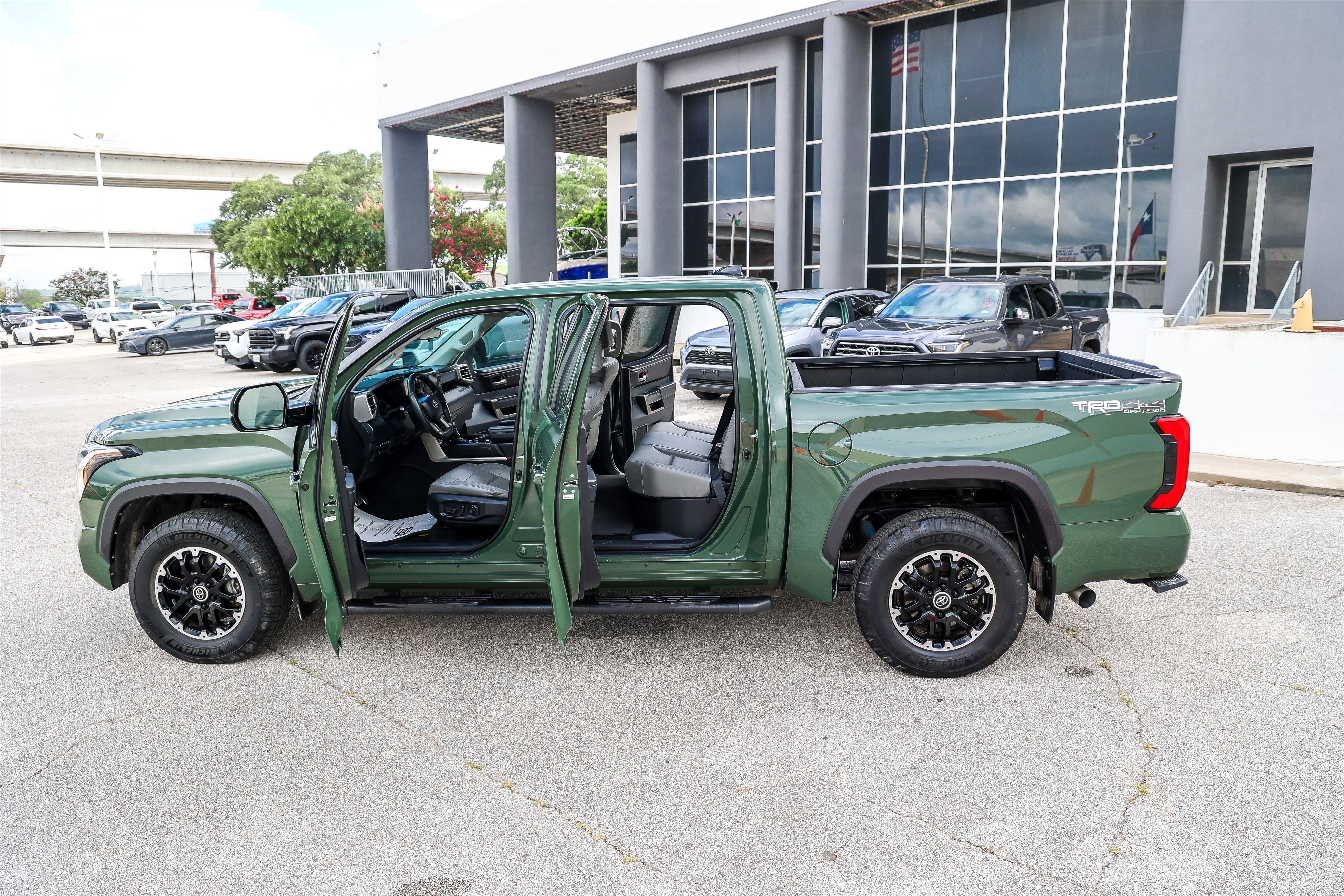 2023 Toyota Tundra SR5