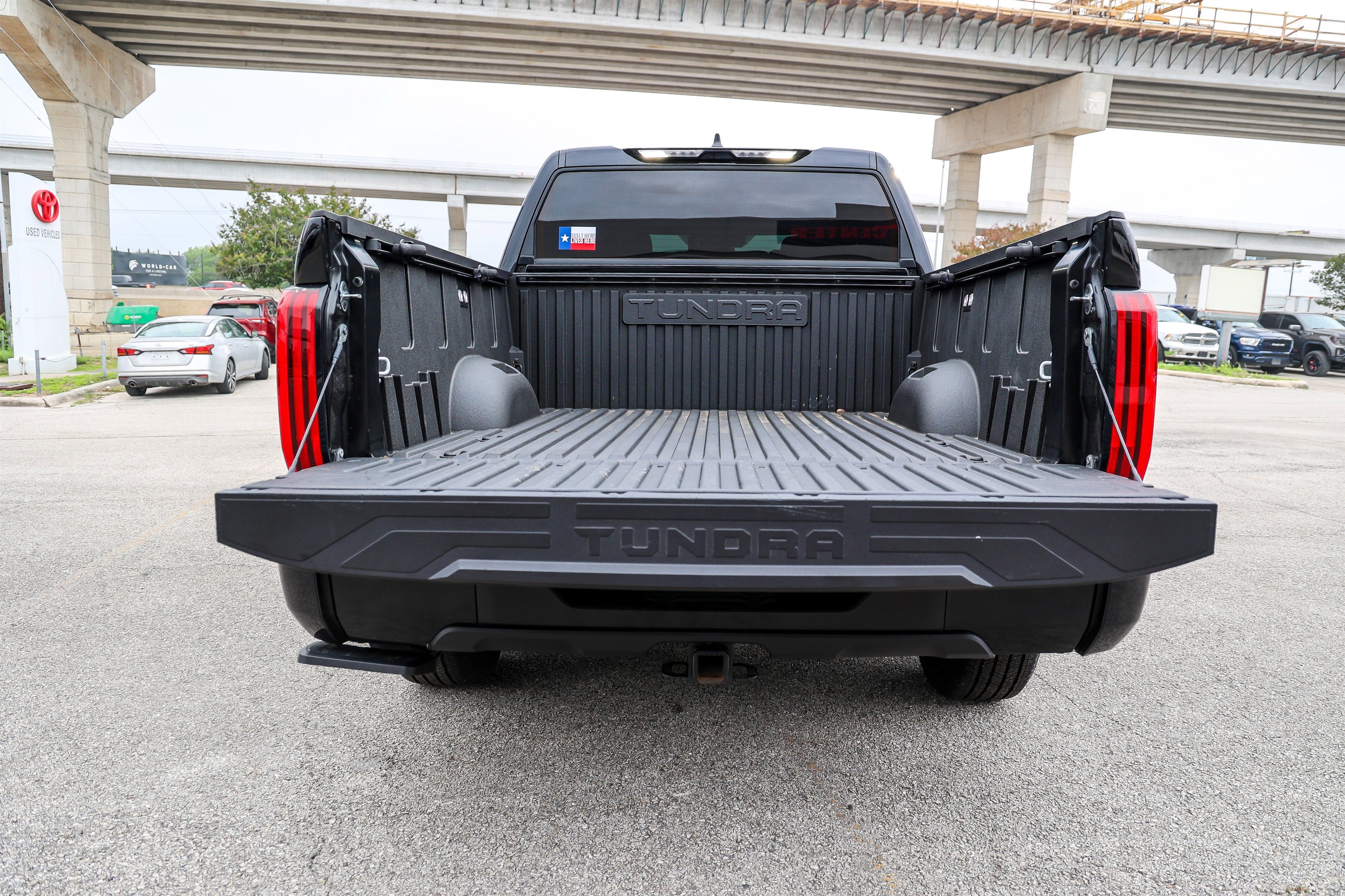 2026 Toyota TUNDRA 4X4 SR5