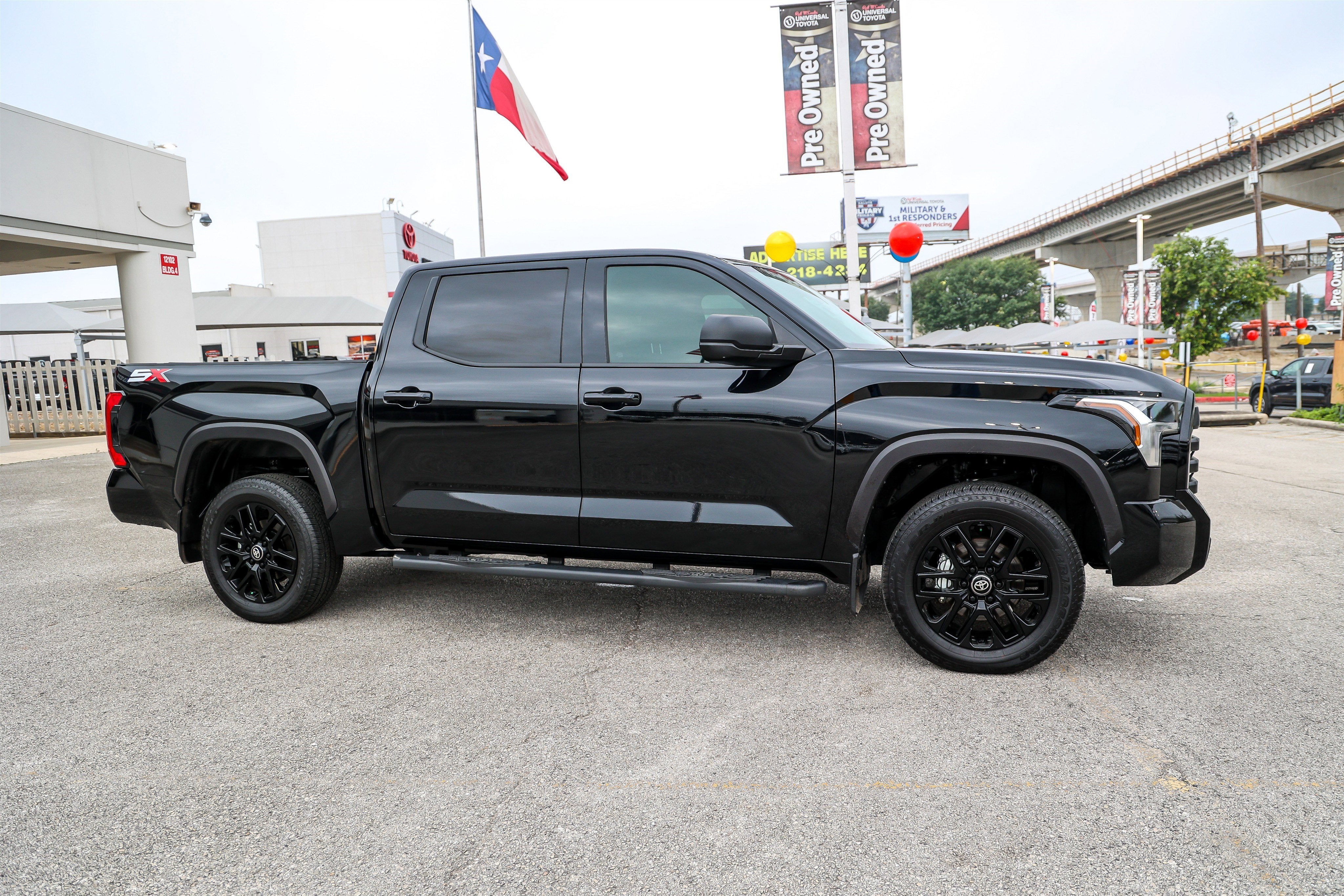 2026 Toyota TUNDRA 4X4 SR5