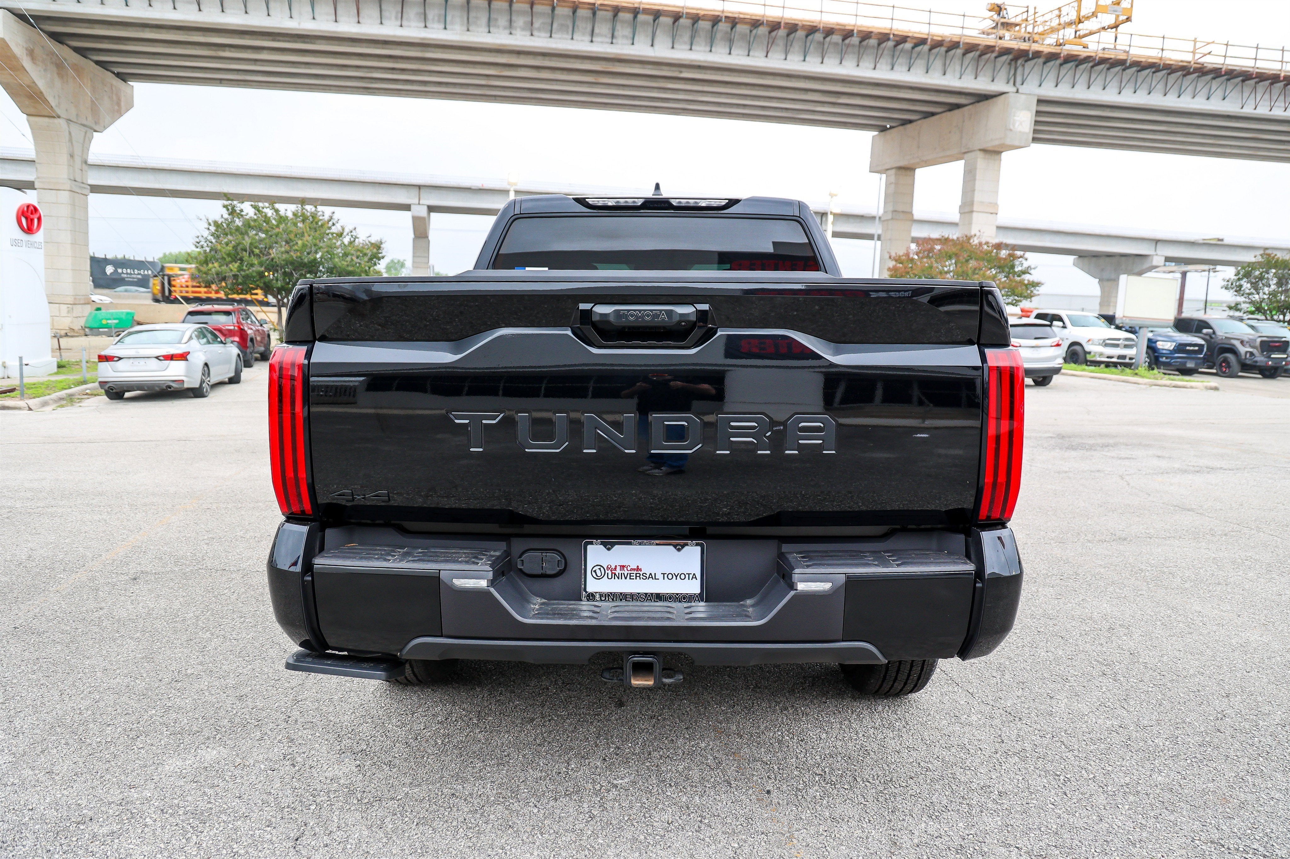 2026 Toyota TUNDRA 4X4 SR5
