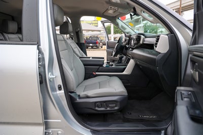 2023 Toyota TUNDRA 4X4 SR5