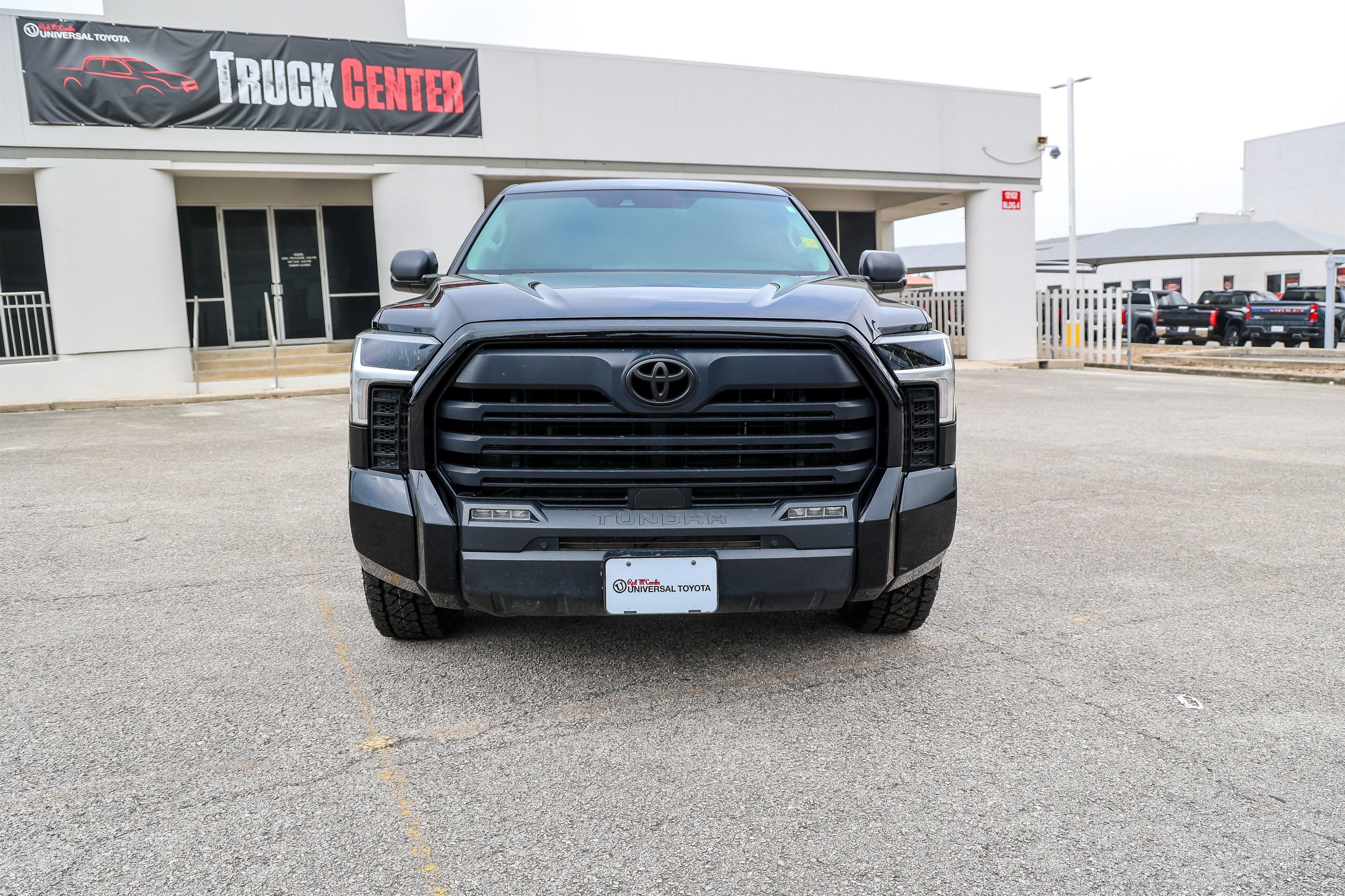2023 Toyota TUNDRA 4X4 SR5