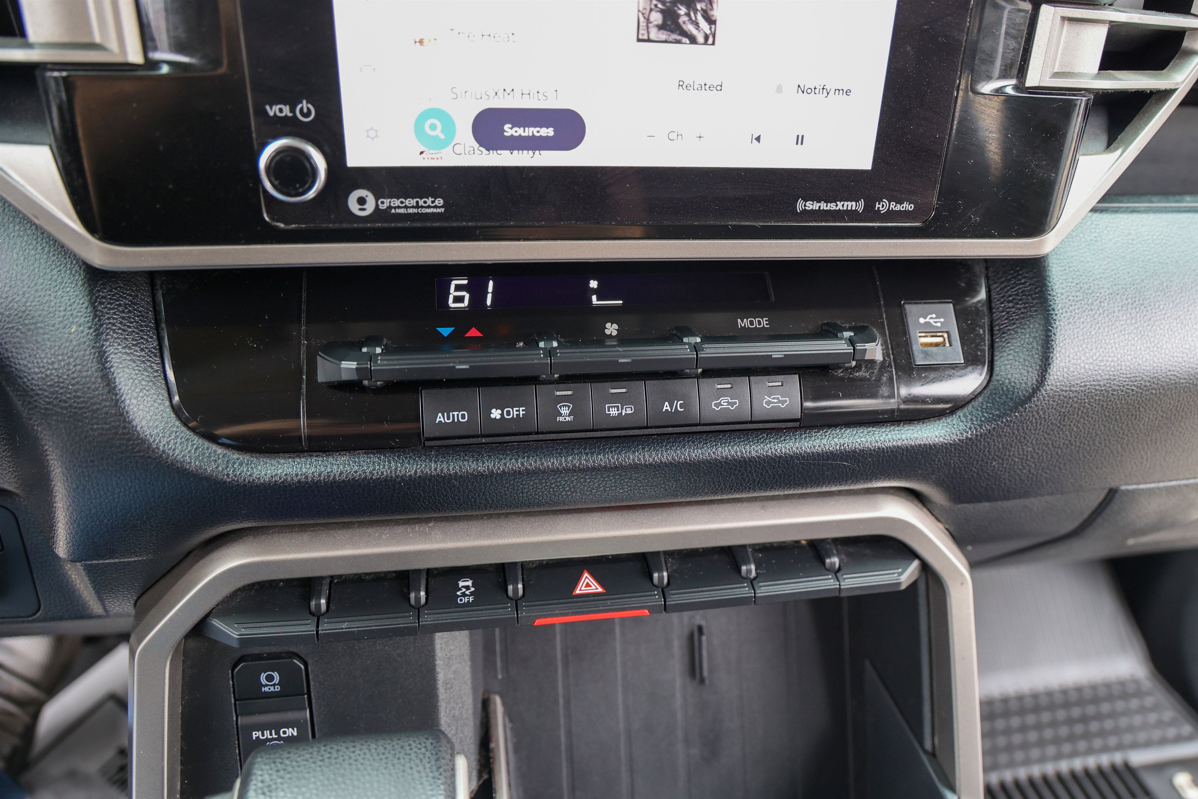 2023 Toyota TUNDRA 4X4 SR5
