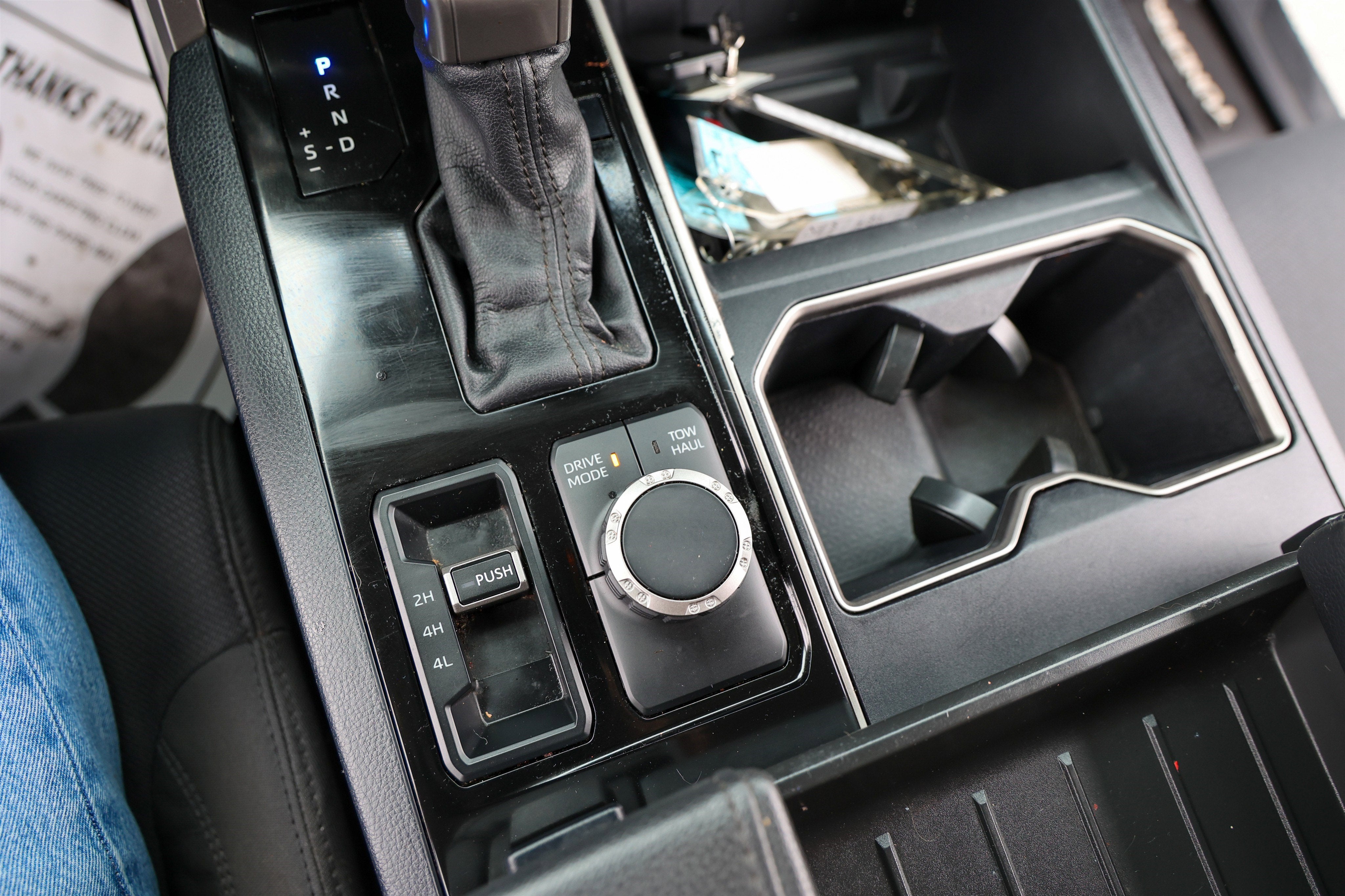 2023 Toyota TUNDRA 4X4 SR5
