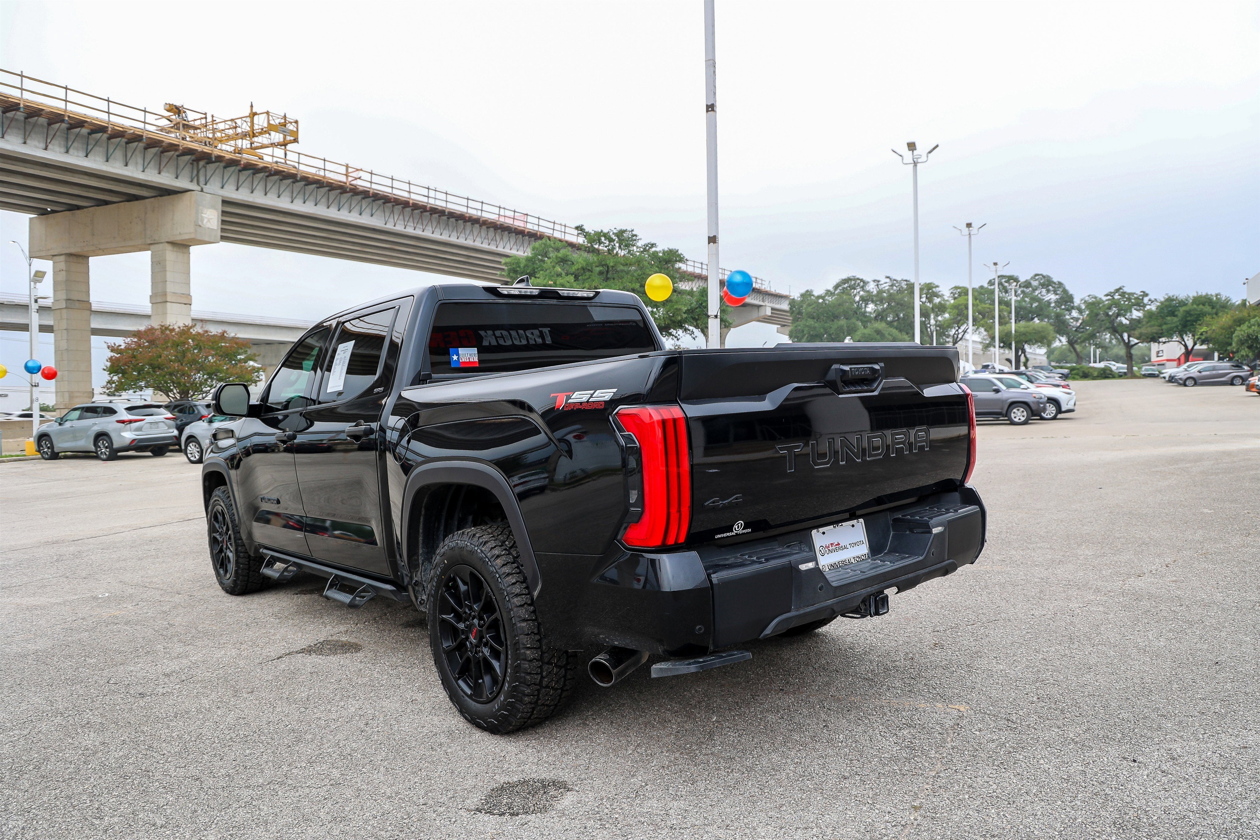 2023 Toyota TUNDRA 4X4 SR5