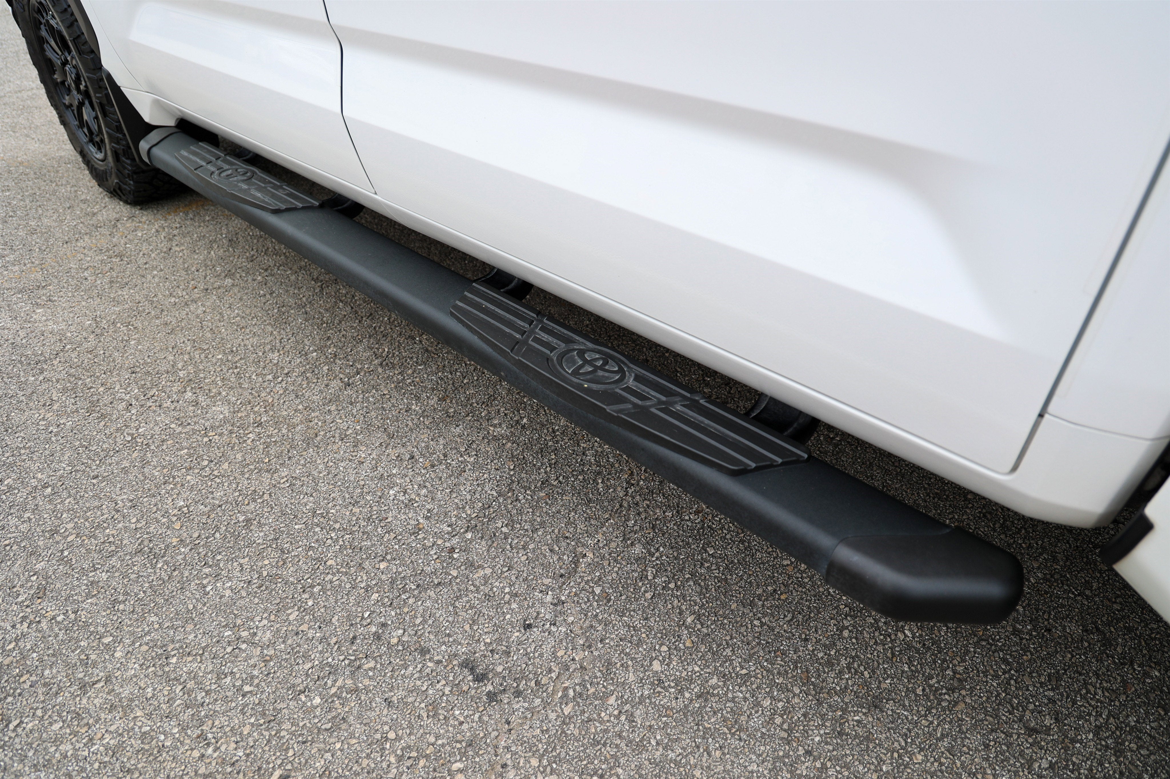 2025 Toyota TUNDRA 4X4 SR5