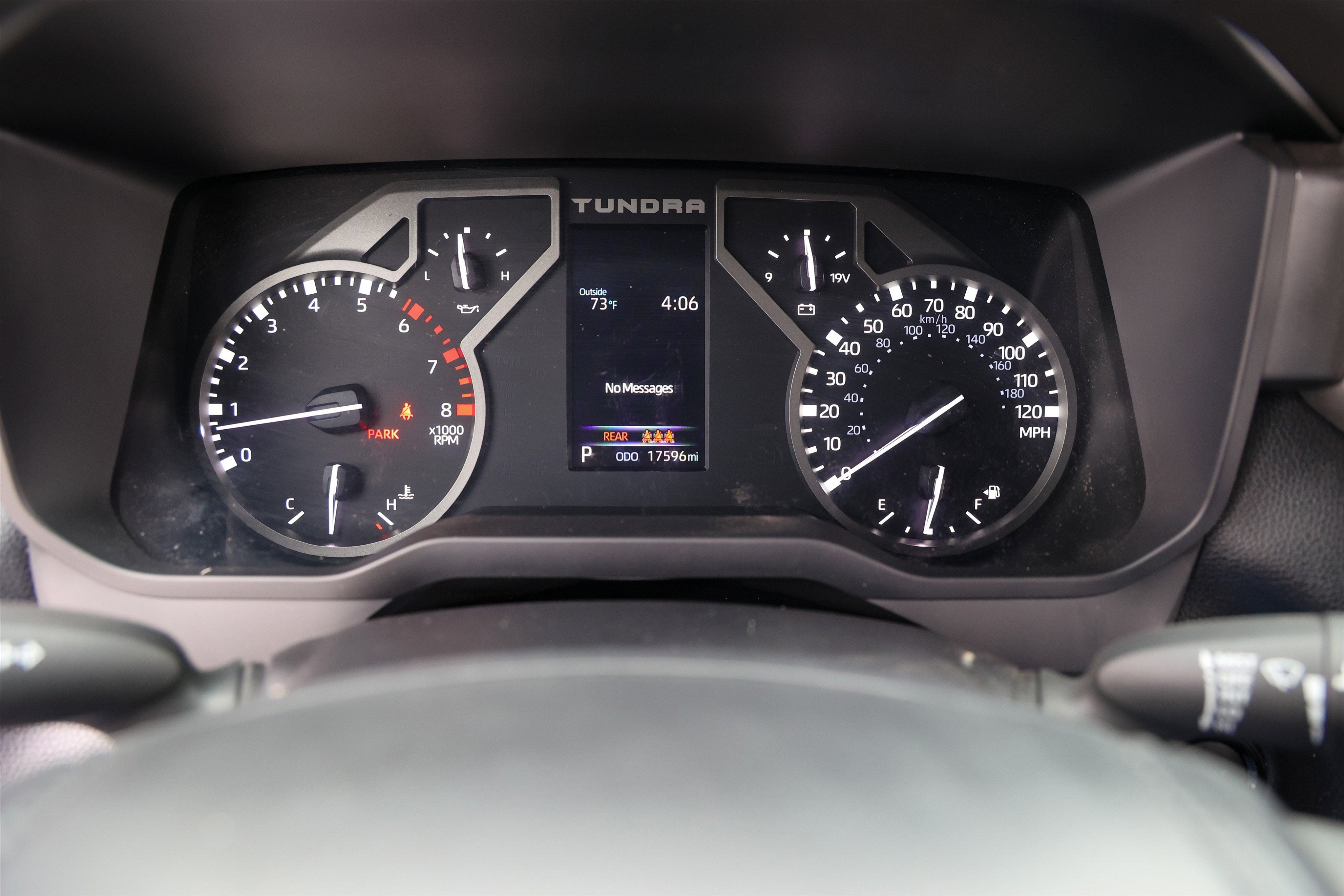 2025 Toyota TUNDRA 4X4 SR5