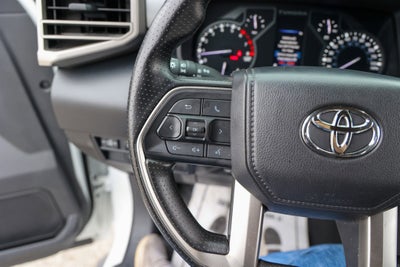 2025 Toyota TUNDRA 4X4 SR5