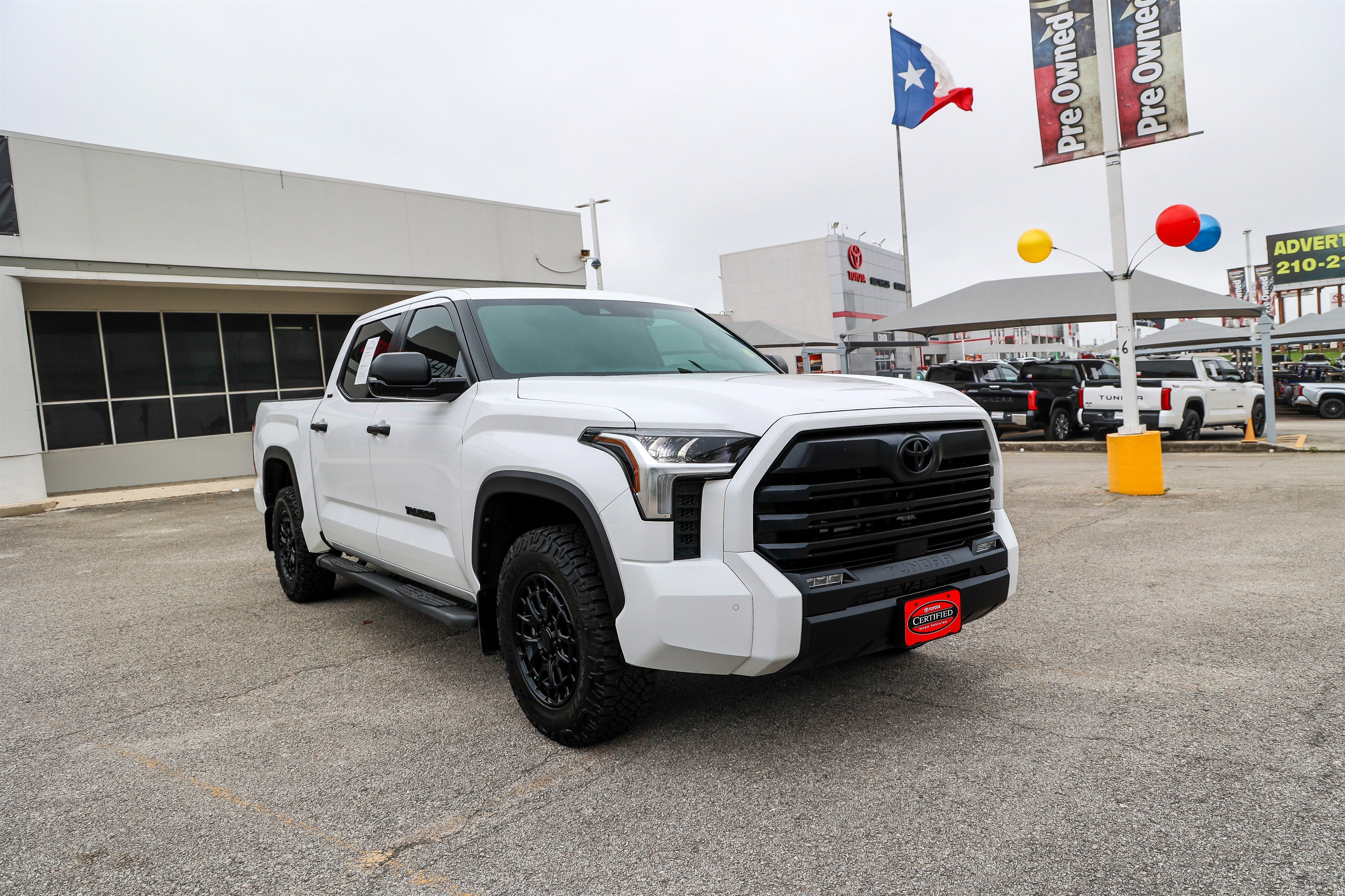 2025 Toyota TUNDRA 4X4 SR5